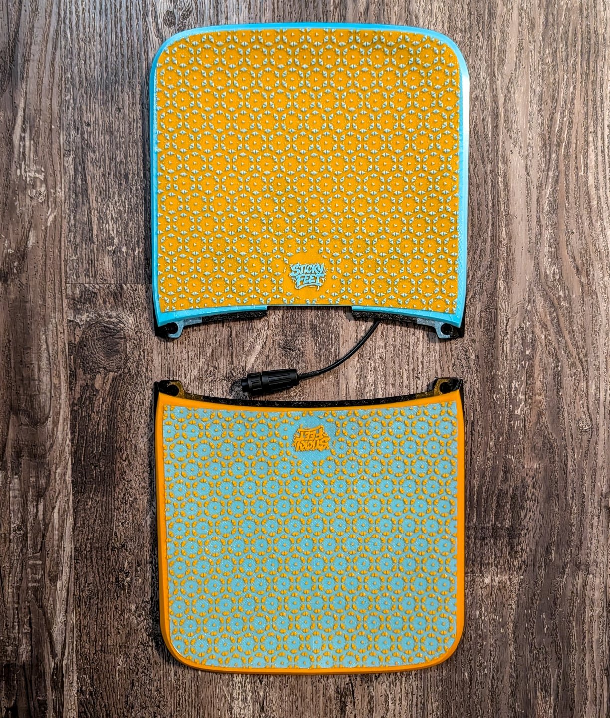 This customer went with a standard width EvoPad for #Onewheel GT without integrated studded grip.  Instead of the studs, he rolled with the EvoGRIP Thin Pyramid grip tape. 💥🔥

sticky-feet.com

#rideonewheel #onewheelnation #stickyrider