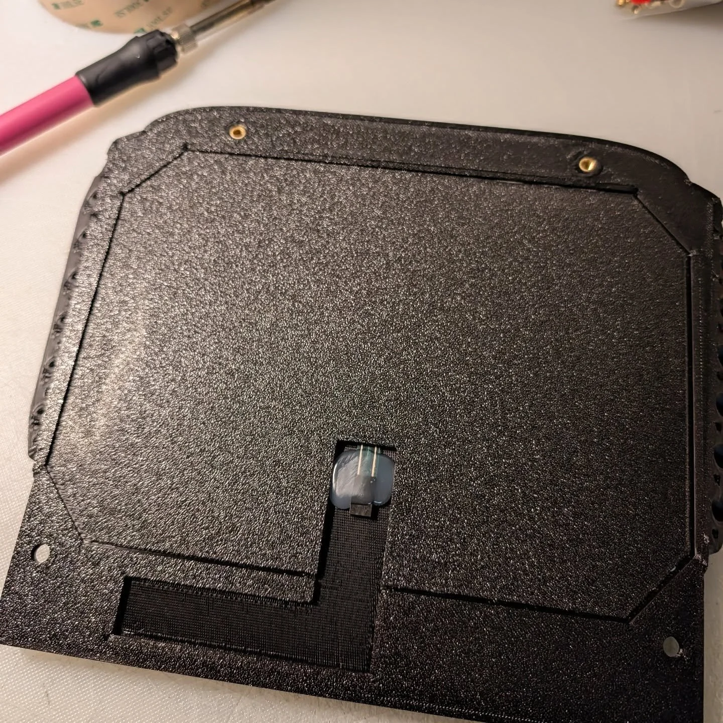 EvoPad Notorious, 11.4" ultra wide pad system with embedded sensor for #Onewheel GT and +XR series boards are officially in production! 

#onewheelnation #rideonewheel #stickyrider