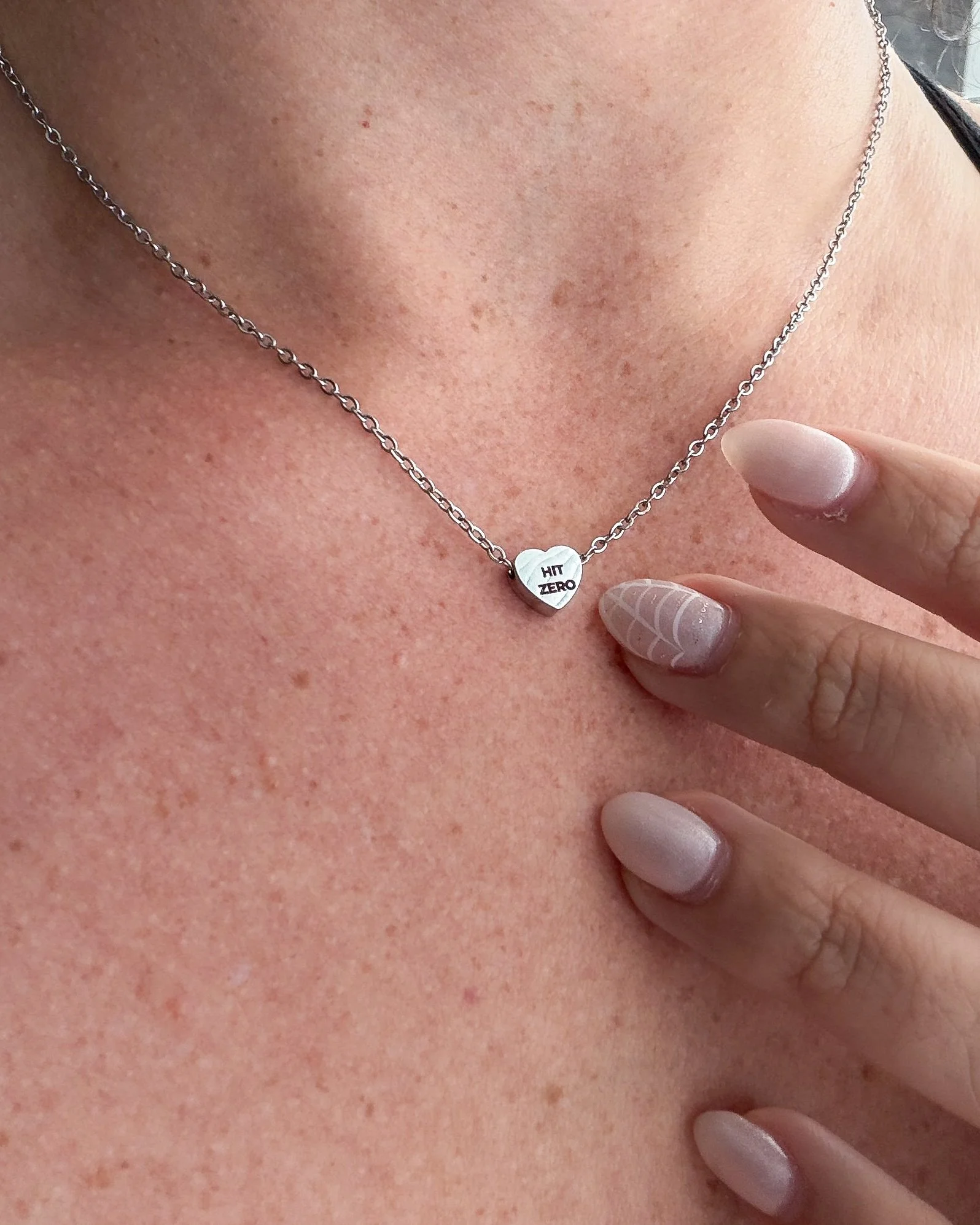 hit-zero-cheer-necklace-silver-worn.JPG