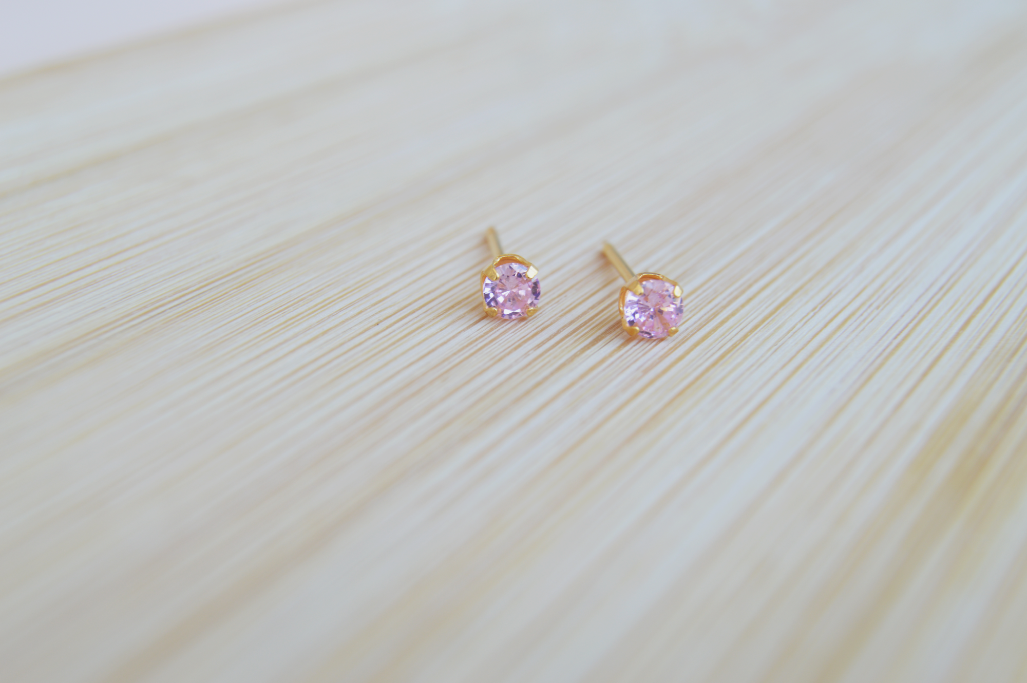 Pink GP Earring Prong Setting.png