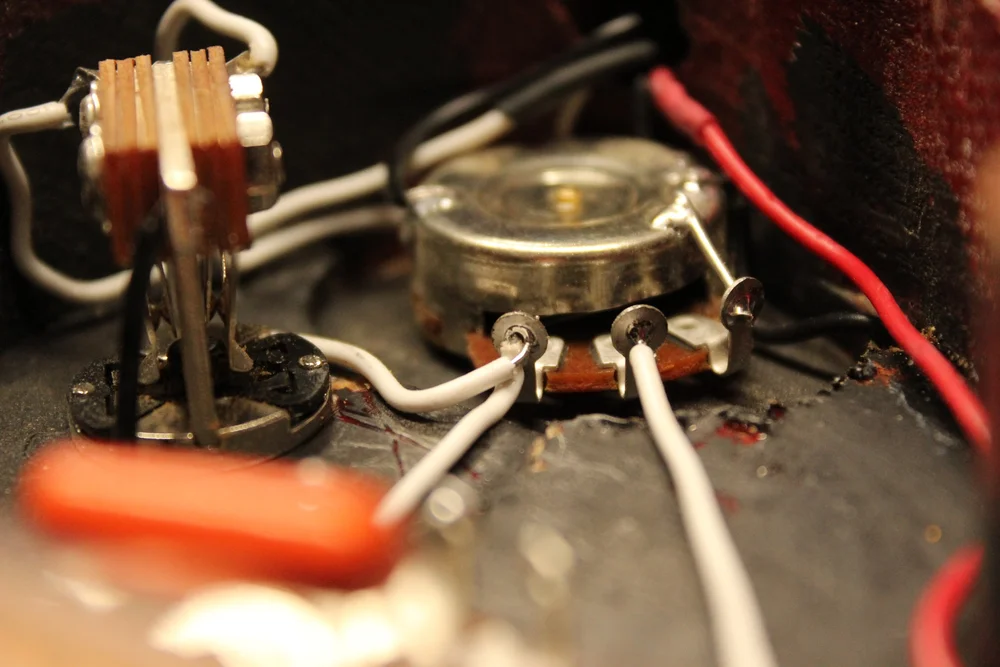 Pickup installation and wiring — Cammo's Guitar Works