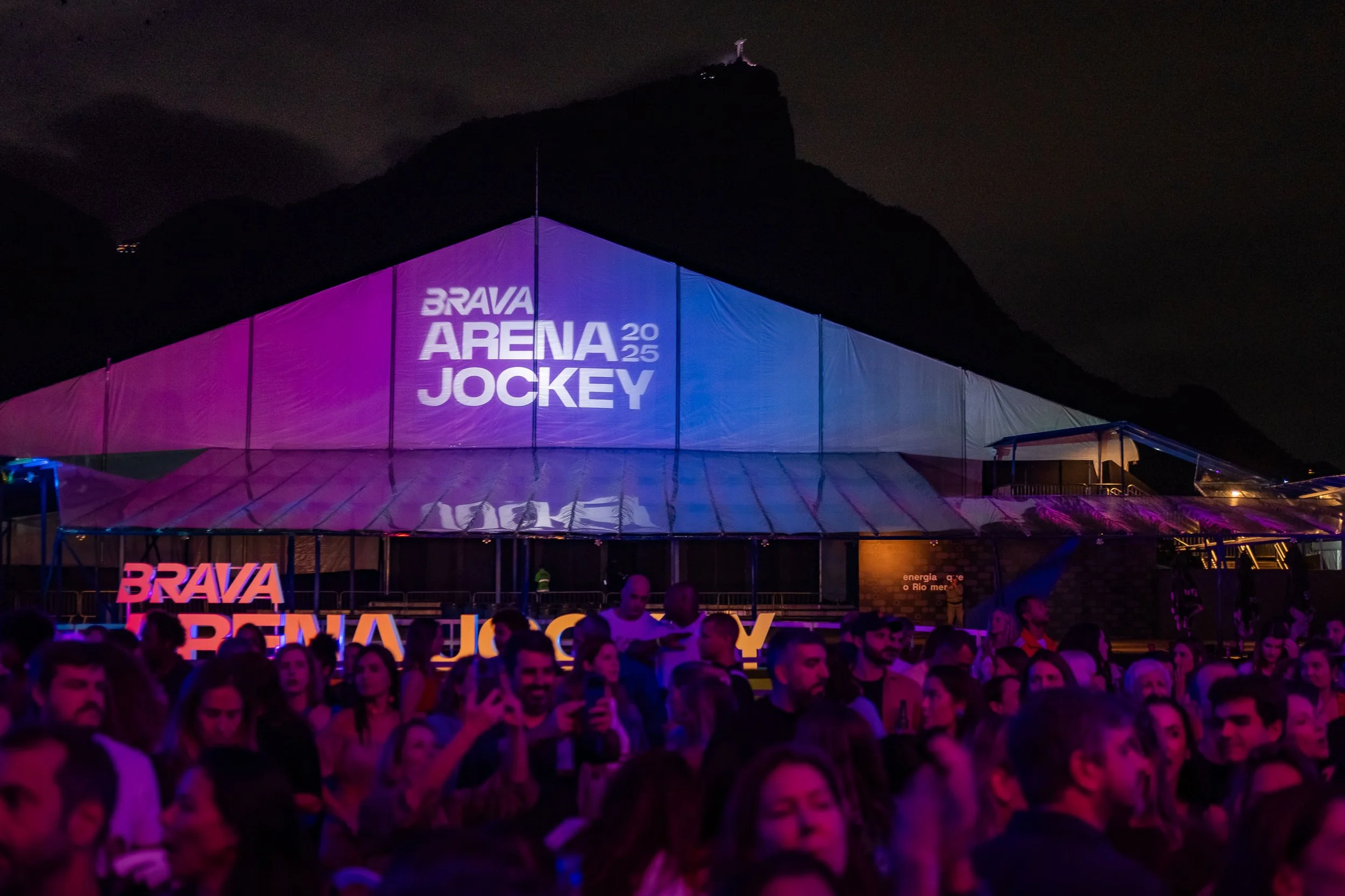 moacyr-luz-samba-do-trabalhador-30.10.25-brava-arena-jockey-017.jpg