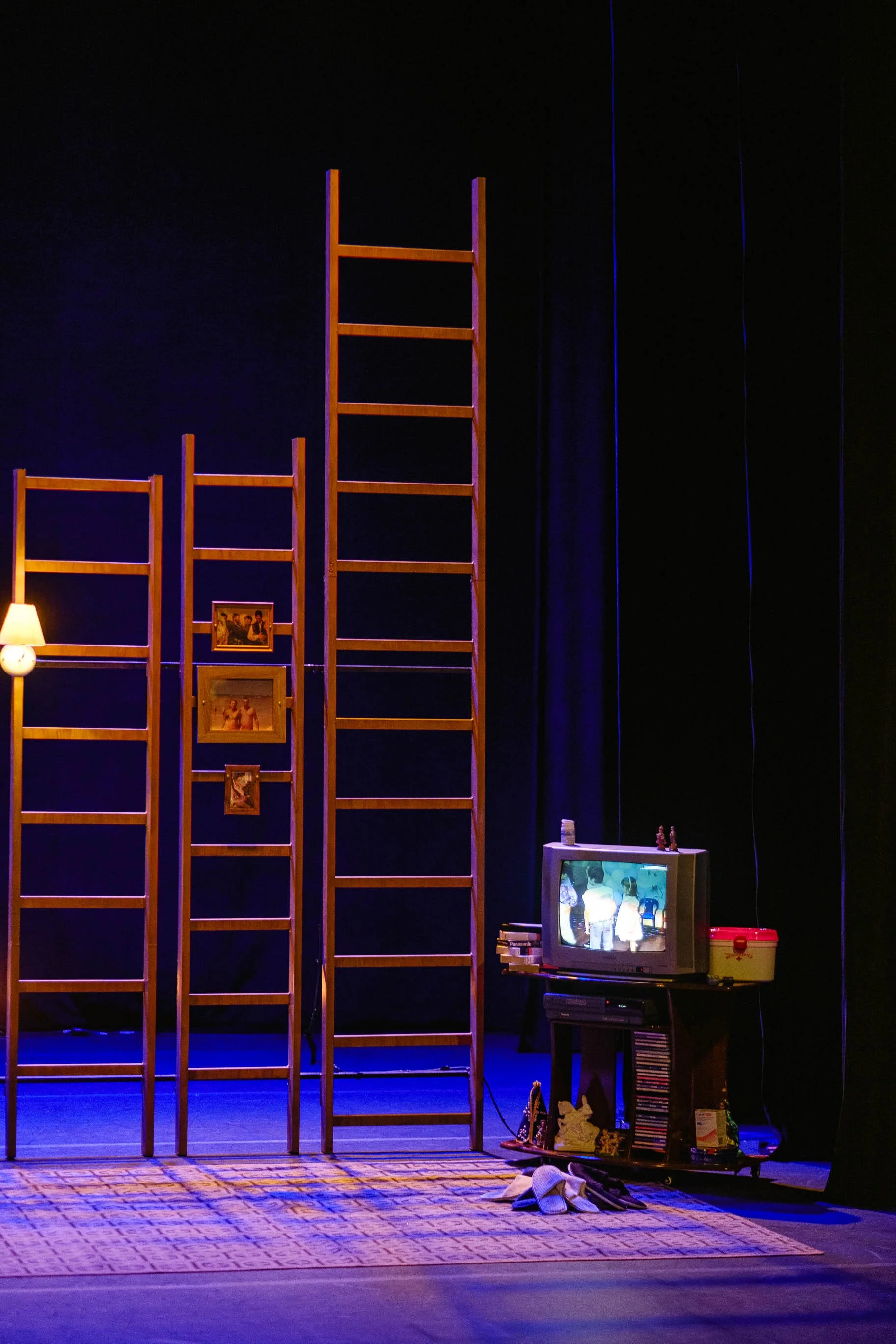 o-formigueiro-teatro-adolpho-bloch-029.jpg