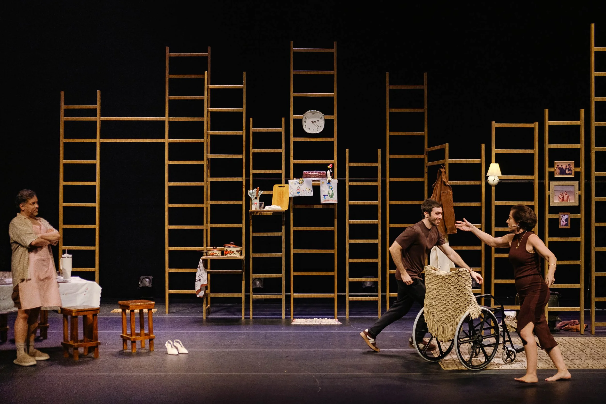 o-formigueiro-teatro-adolpho-bloch-139.jpg
