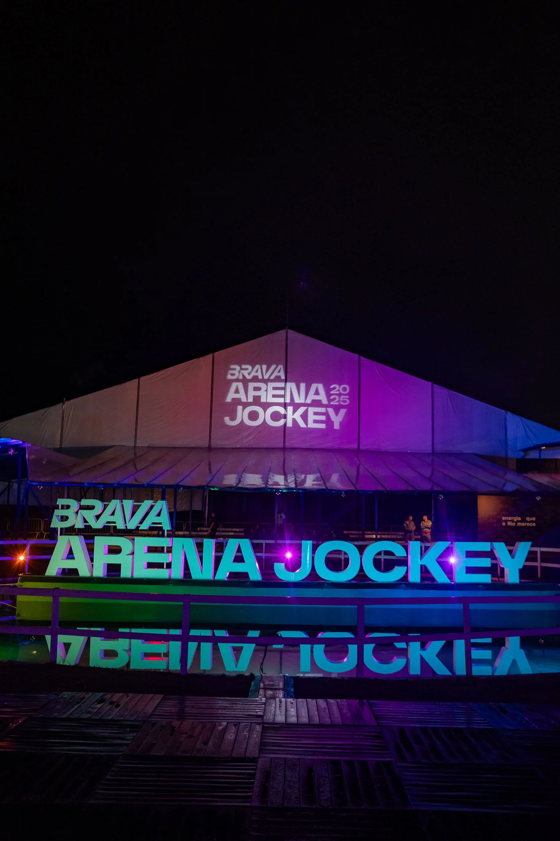 moacyr-luz-samba-do-trabalhador-30.10.25-brava-arena-jockey-001.jpg