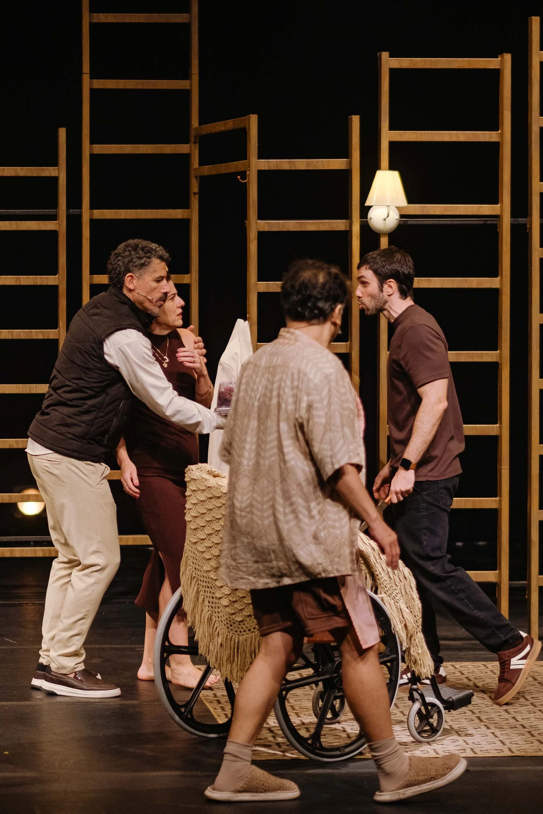 o-formigueiro-teatro-adolpho-bloch-264.jpg
