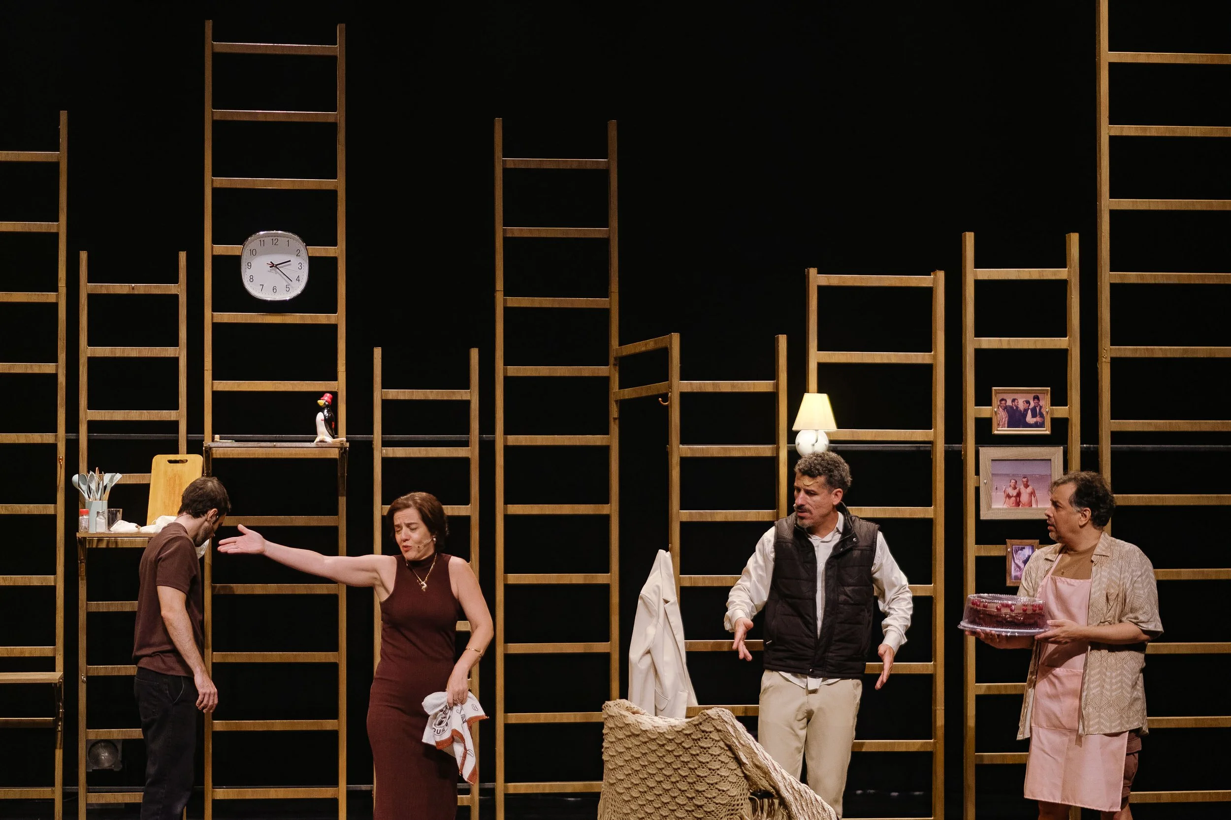 o-formigueiro-teatro-adolpho-bloch-284.jpg