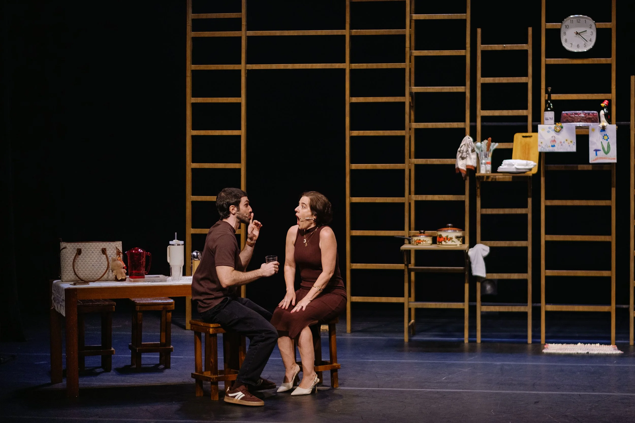 o-formigueiro-teatro-adolpho-bloch-099.jpg