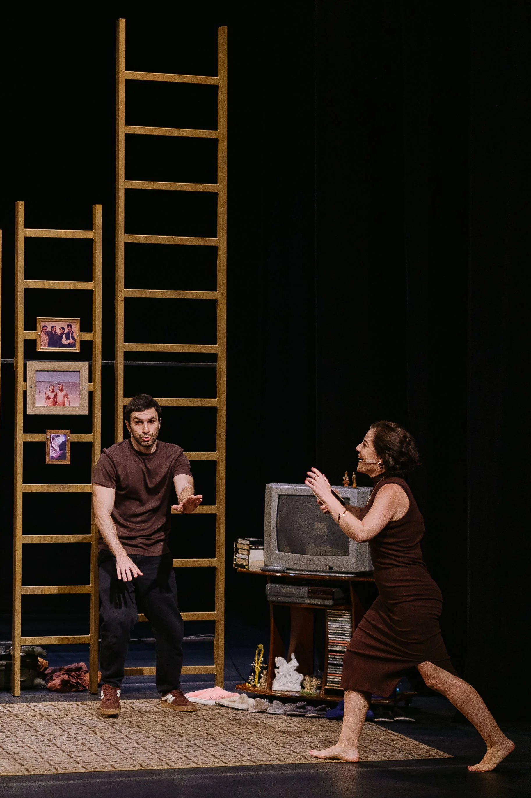 o-formigueiro-teatro-adolpho-bloch-212.jpg