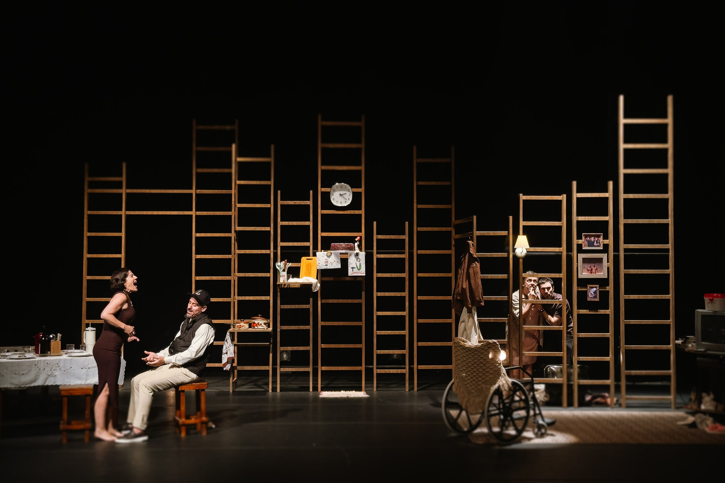 o-formigueiro-teatro-adolpho-bloch-171.jpg