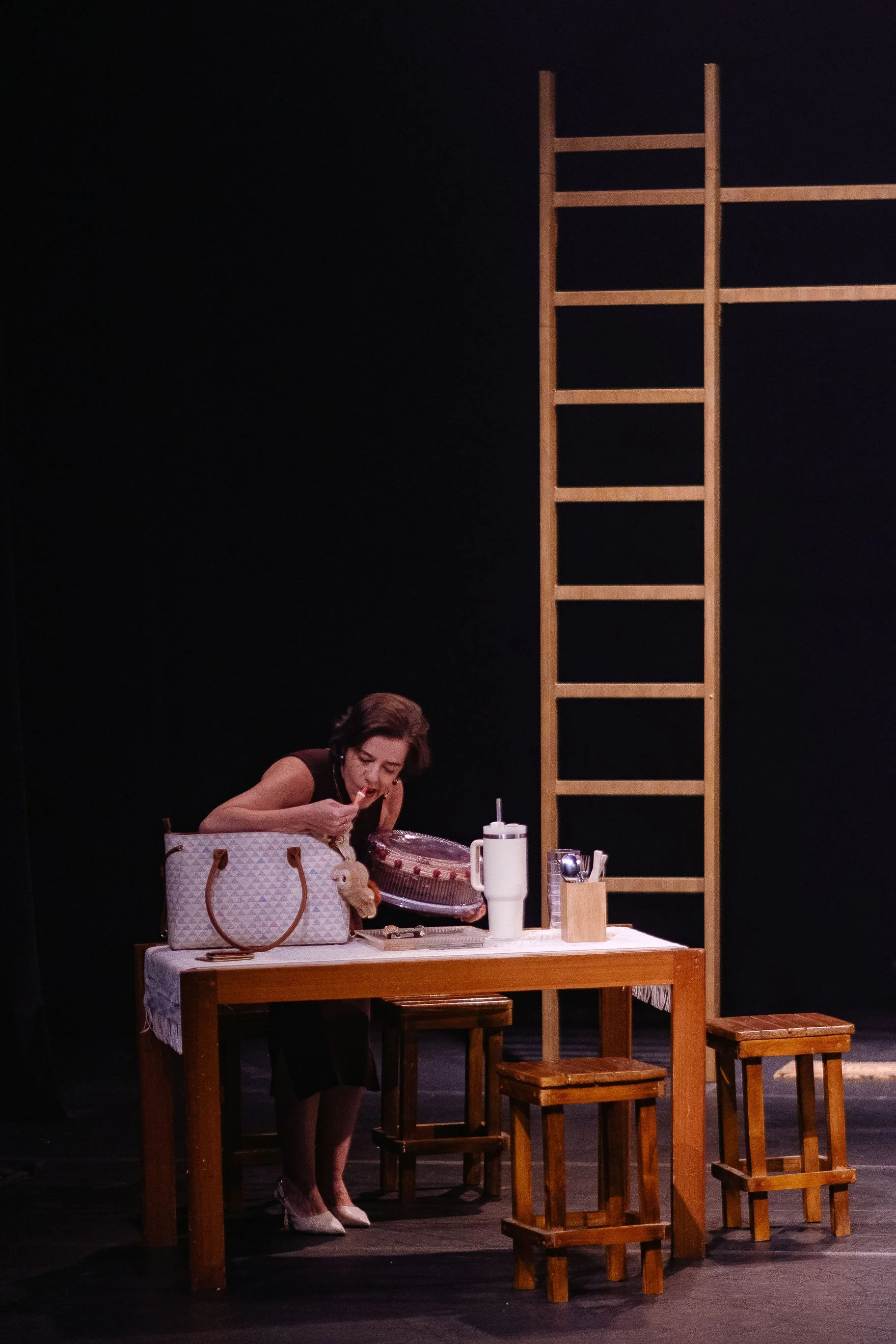 o-formigueiro-teatro-adolpho-bloch-051.jpg