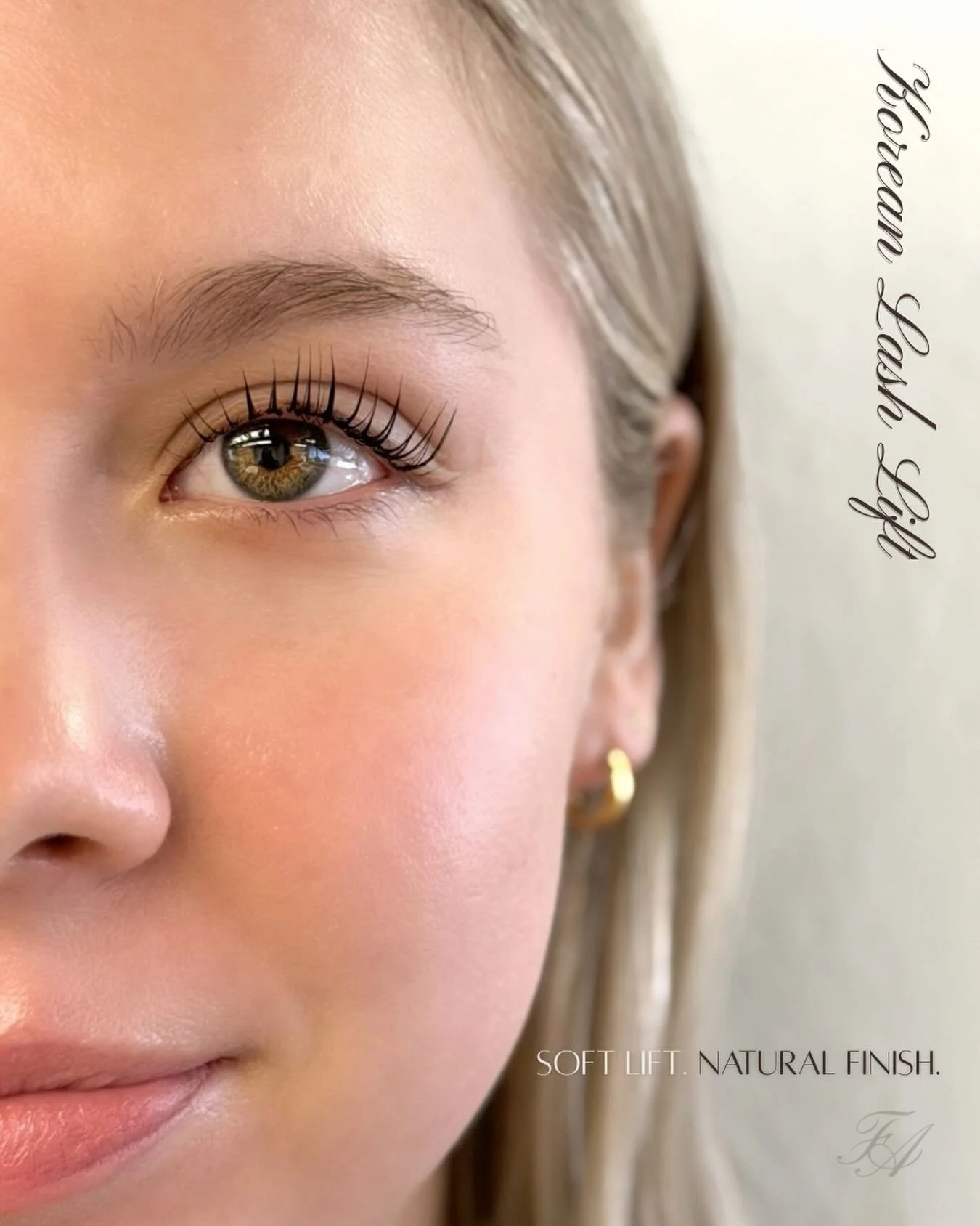 ☁️ Korean lash lift facts ☁️

🤍 The Korean lash lift method is a gentler process on the lashes- which does mean appointments can take a little longer, but the health and integrity of the lashes always come first.

🎀 There are multiple shield and ro
