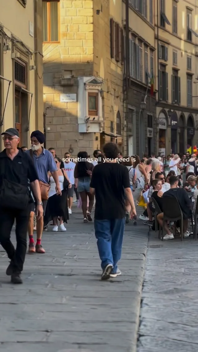 Finally feeling landed here in Costa Rica 🌿
The rain, the animals, the energy here is so sacred.
It’s been a while since I’ve let myself be fully held. No fixing, no leading. Just resting into care.
Being in this space reminds me that