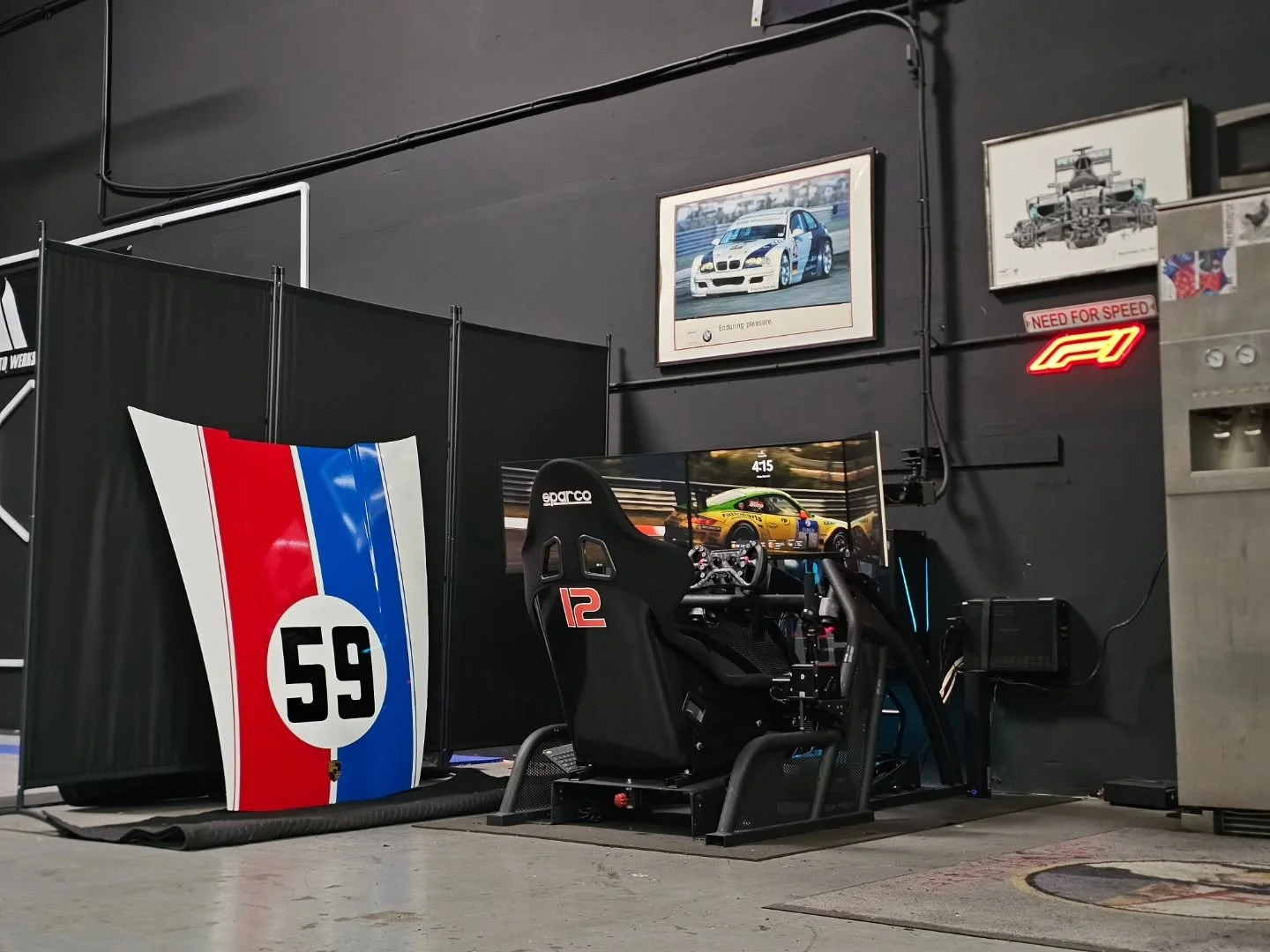 #59 Brumos Porsche Tribute Hood Art Piece now live on @bringatrailer

The perfect edition for your garage / man cave!

#bringatrailer #porsche #911 #964