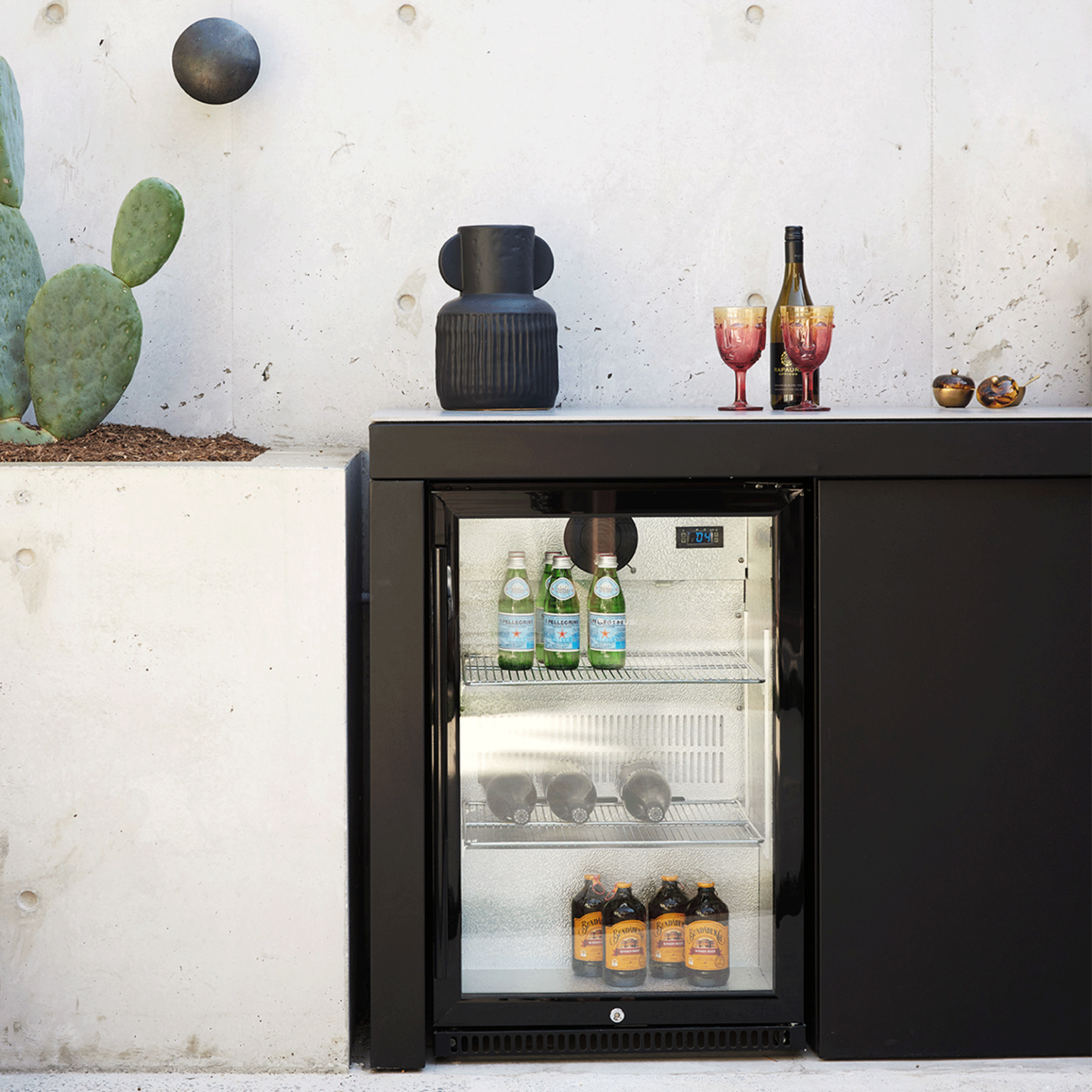 Quadro Outdoor Kitchens.png