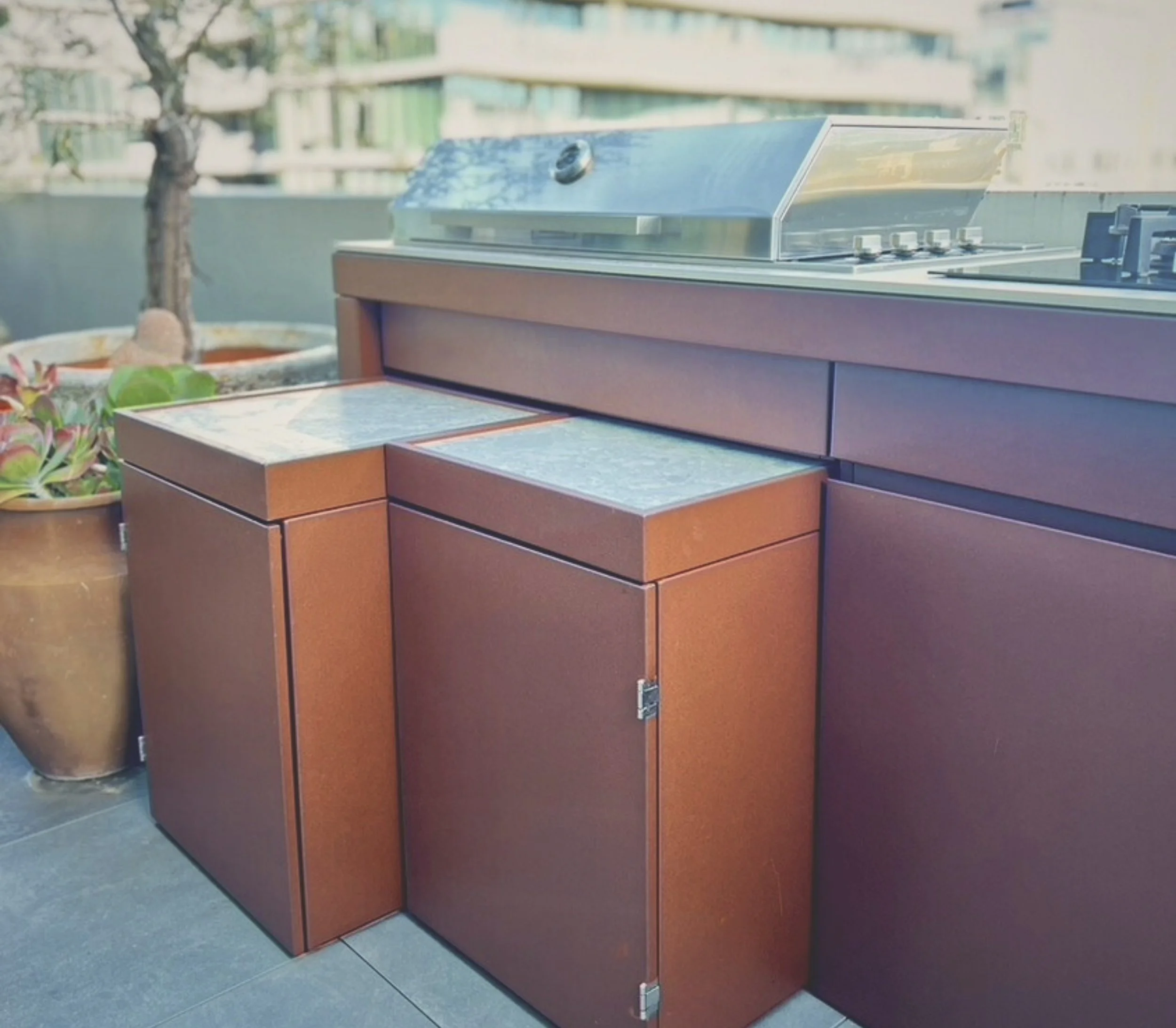 Quadro Outdoor Kitchen 2.jpeg