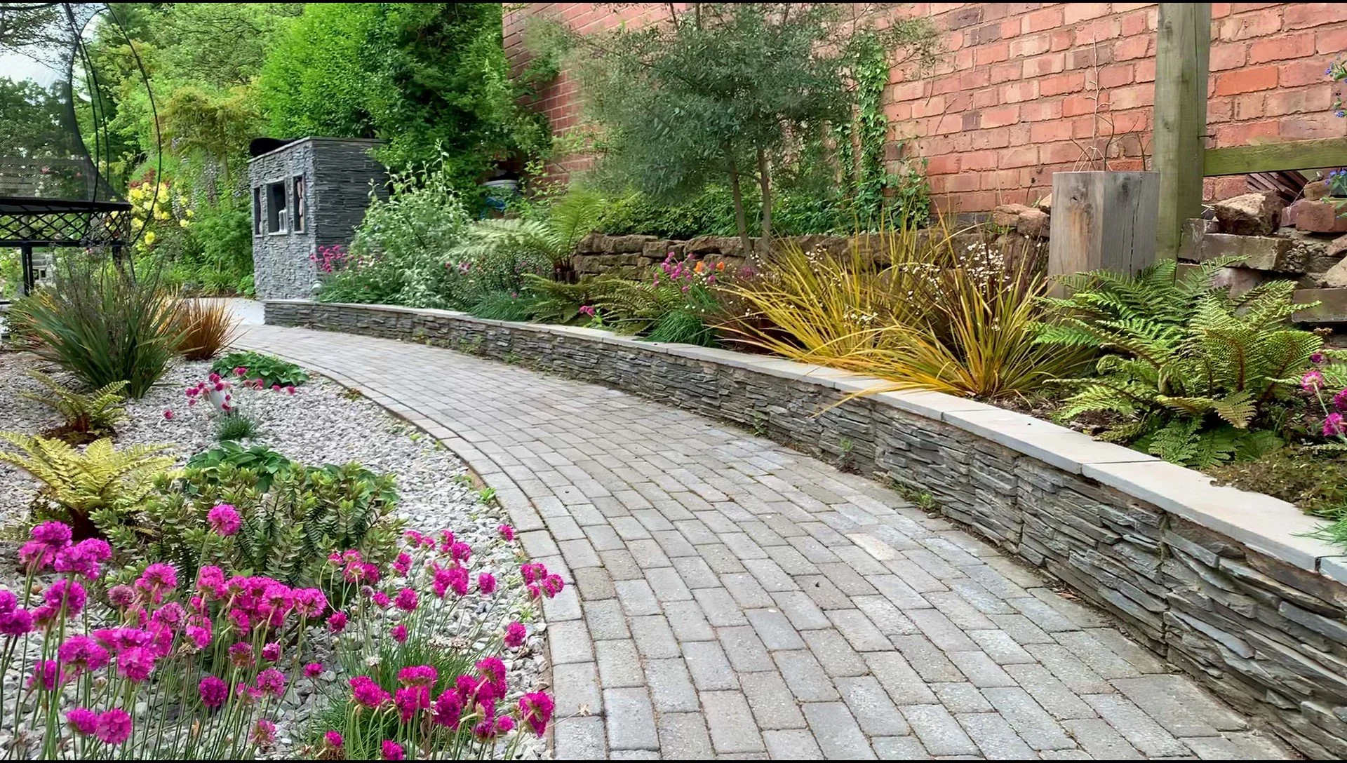 2022-05-25 16.11.08 - frame at 0m0s.jpg