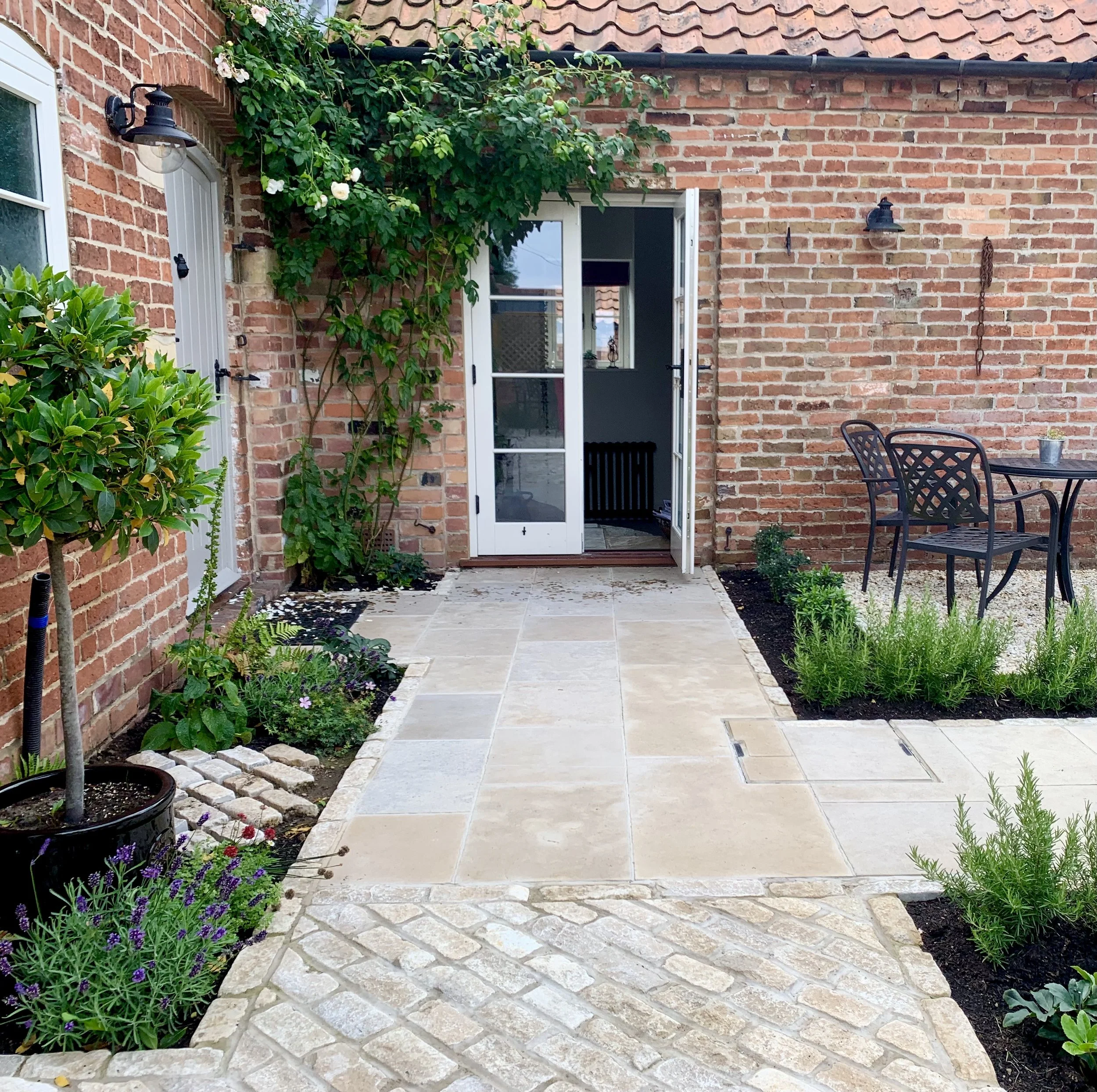 2021-08-21 01.32.11-18.jpg