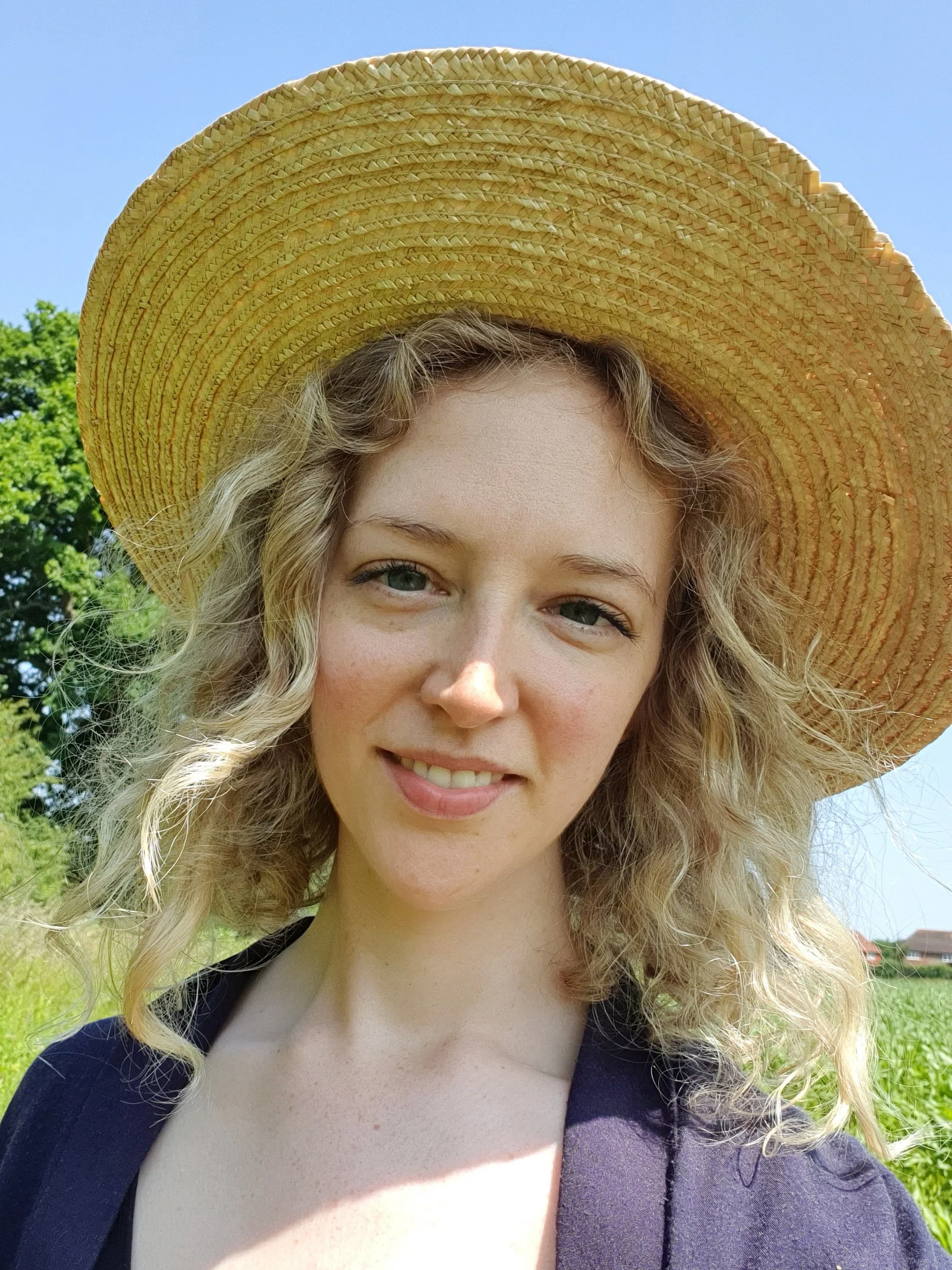 Lizzie Clark 1.jpg
