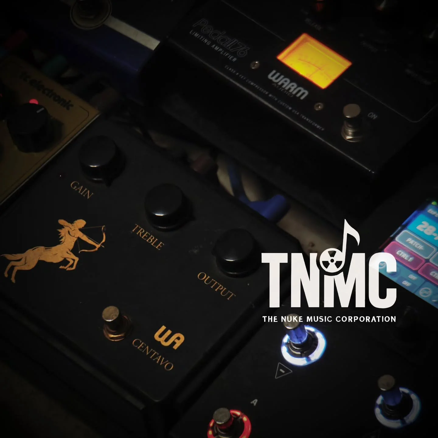 #guitarpedal #producerlife #pedalboard #electricguitar #musicstudio #nukeco