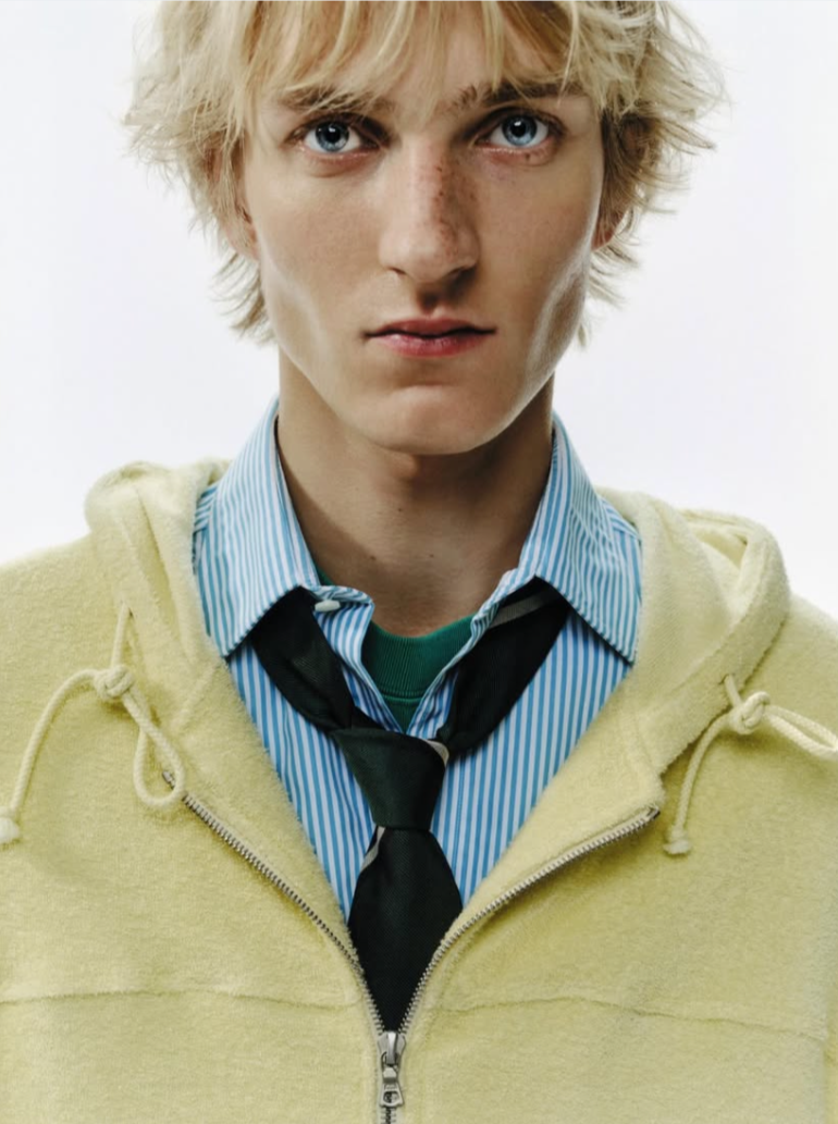 THE MANUAL REVIEW . STYLE ROBERTO PIU  . FIRST ASSISTANT