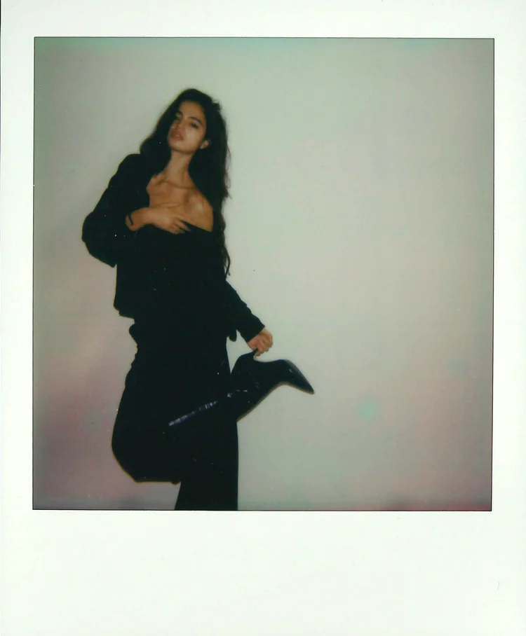 MODELS — DONT WALK
