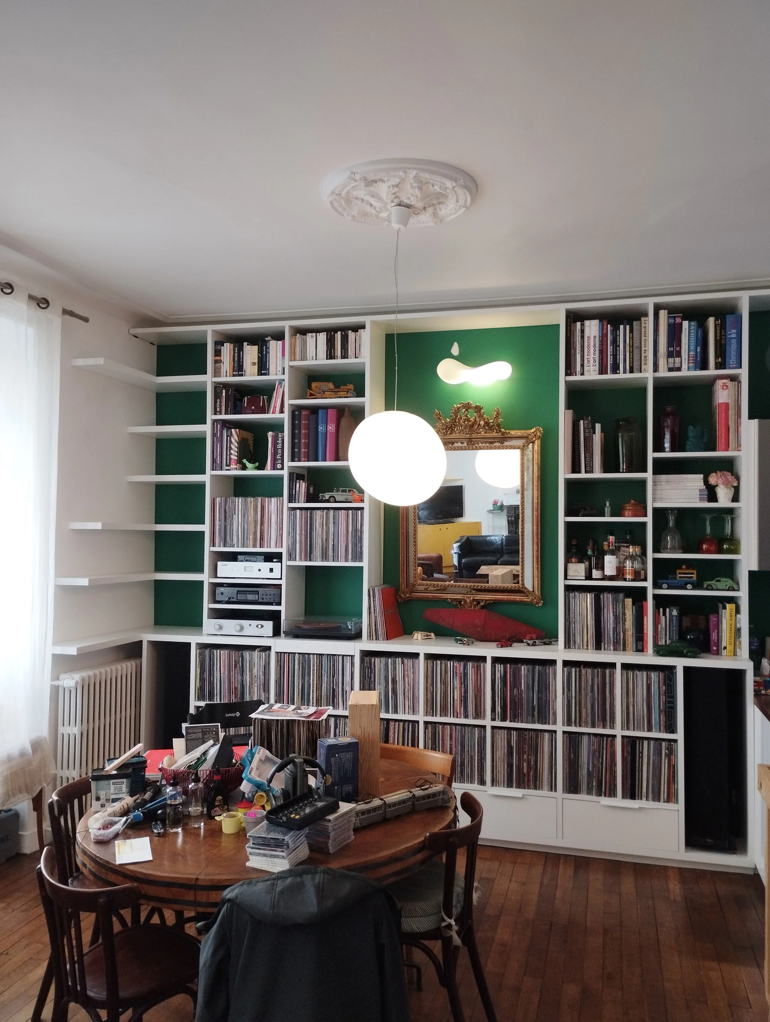 bibliotheque-vinylotheque-vue-loin.jpg