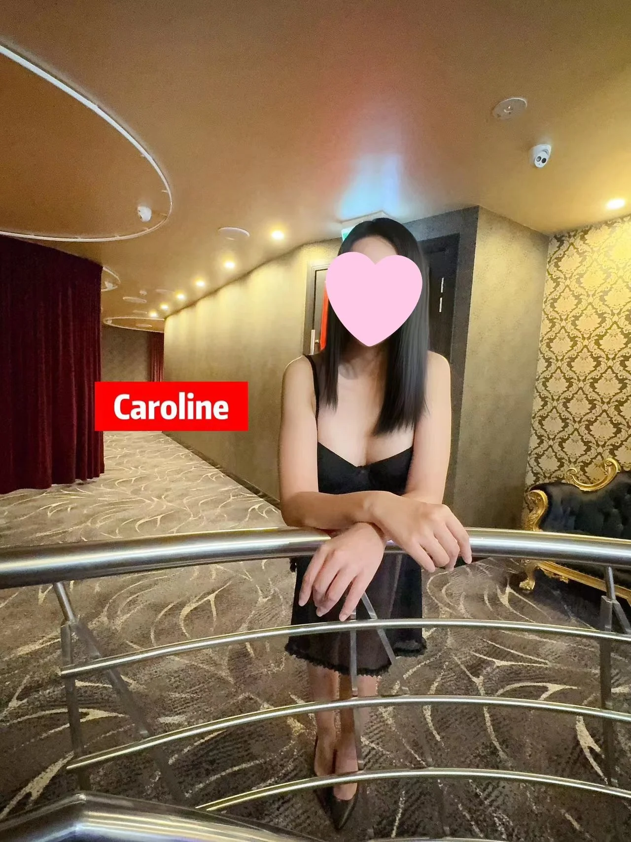 Caroline-09.jpg