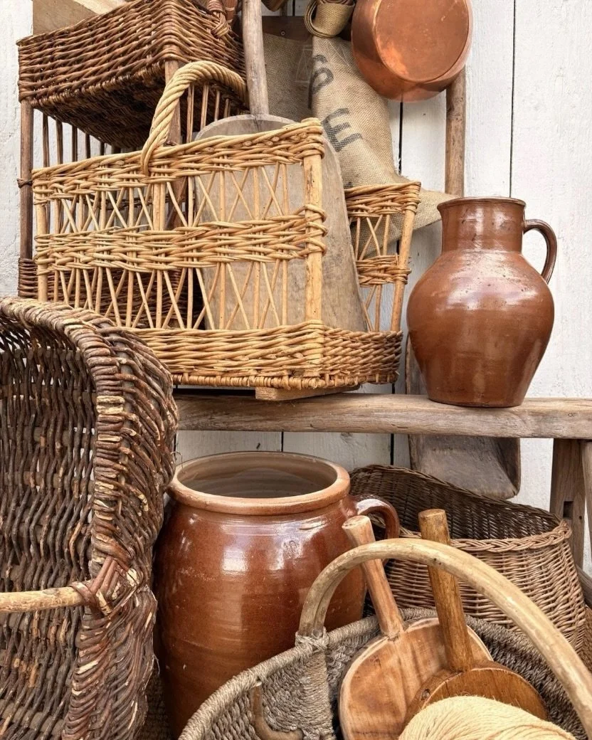 A wonderful collection of vintage French baskets. 🧺🤎

From generous open-weave log baskets to smaller ones perfect for gathering flowers, we have a wonderfully varied selection, all with their own character.

Use them for foraging, logs, kindling o