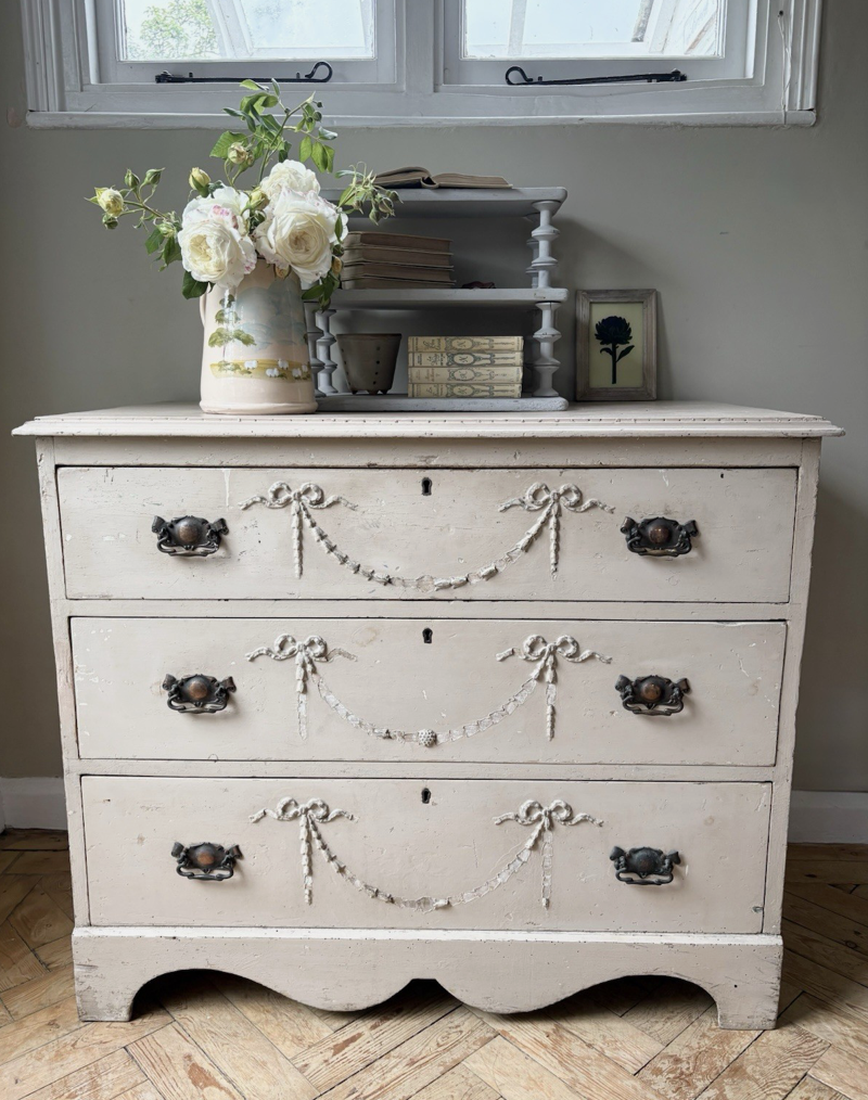 Victorian Pine With Decorative Mouldings