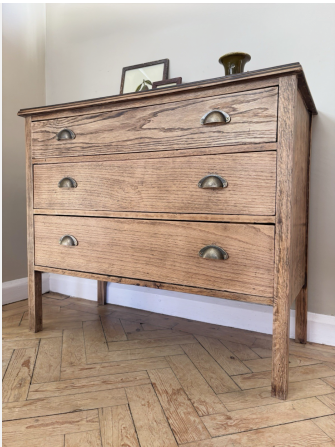 Vintage Oak Chest Of Drawers