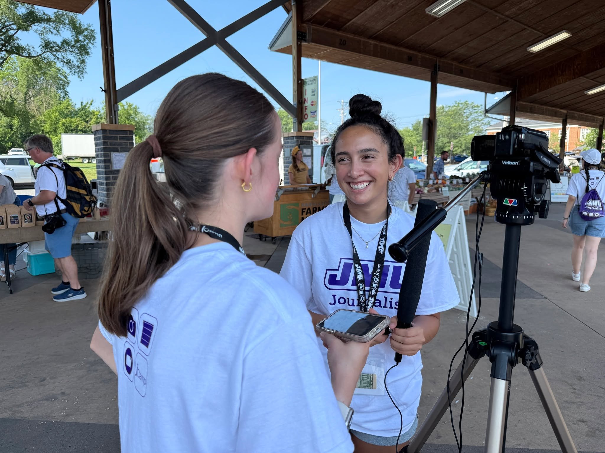 SMAD and The Breeze are happy to be hosting jCamp again this year at JMU. We have joined with teachers from around the country and the Virginia Association of Journalism Teachers and Advisers to show middle- and high-school students how to do journal