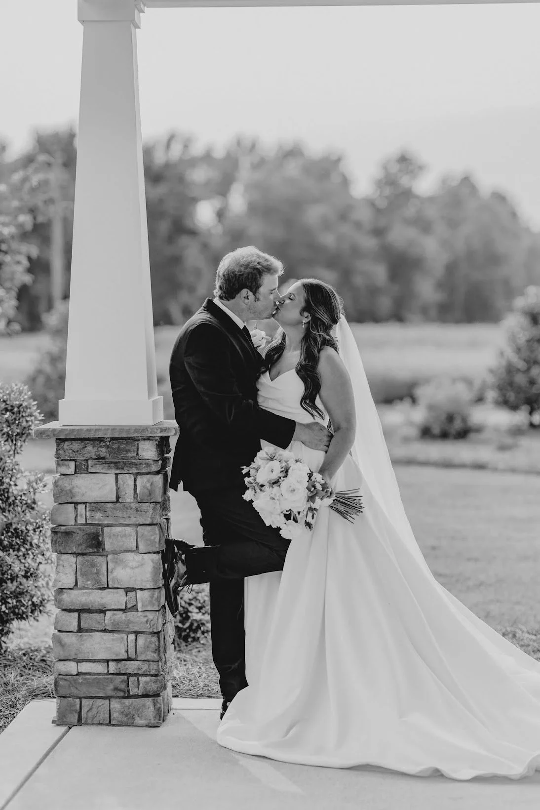 Connor Stephenson Photography: Romantic and dreamy first kiss between bride and groom 