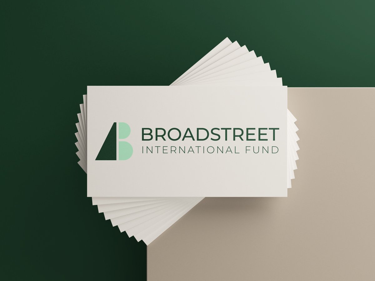 24-BGM-0901-Brand_Visual_Identities_Business_Card_Mockup_BFI_A.jpg