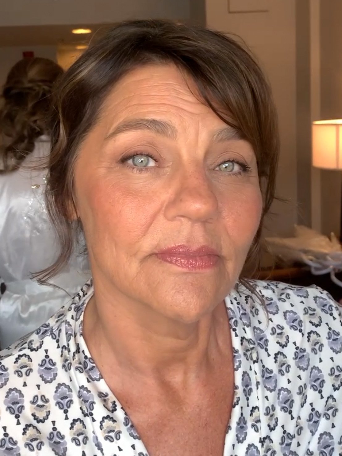Mother of the bride who doesn't usually wear makeup and requested a natural but polished look.