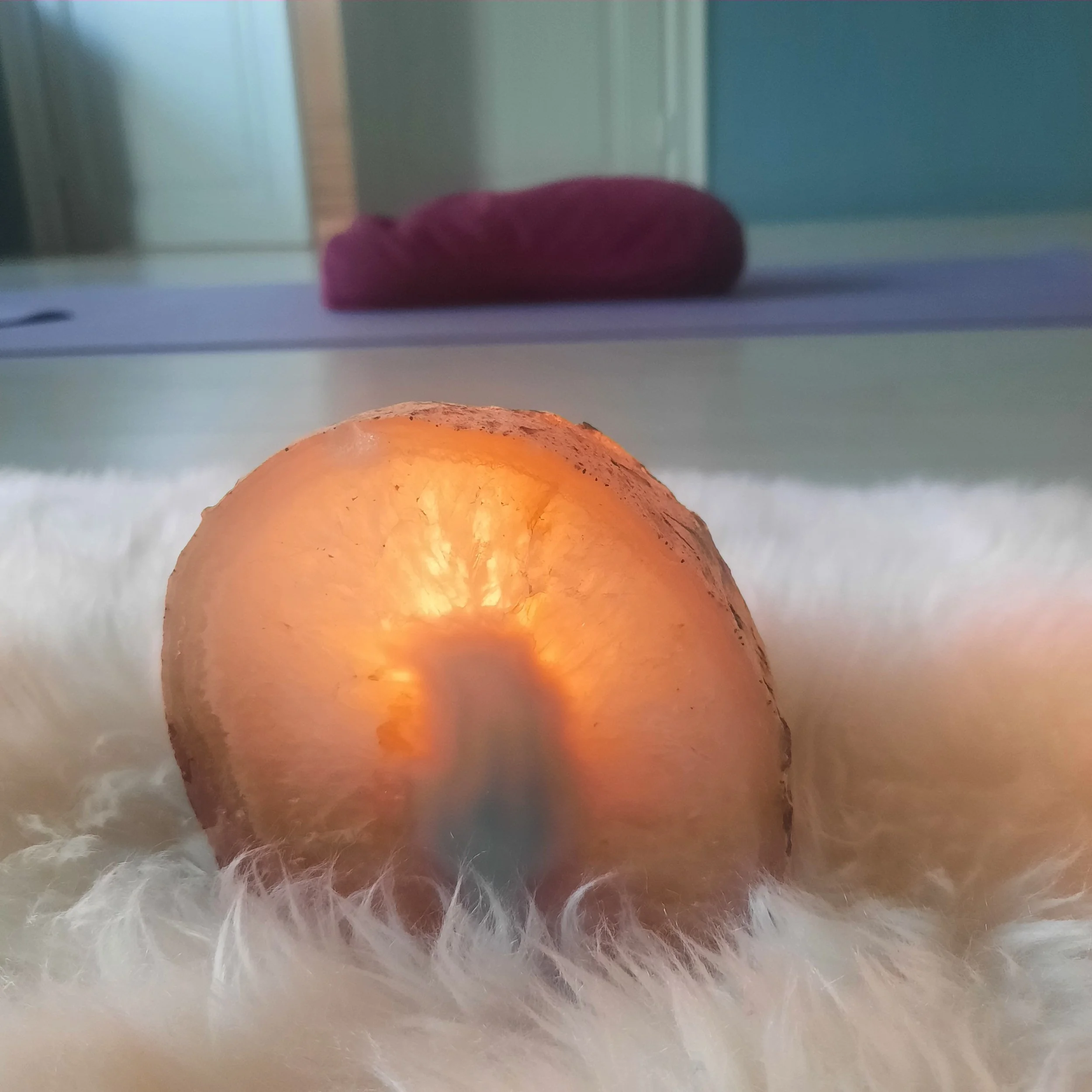 Het is veilig om te verlangen  Reflecties na de Opstellingsavond van 10 april 2025 – door Hanne De Smedt, Your Desire Coach 