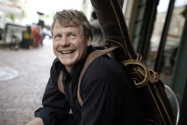 Live Music: Tom Pendergast