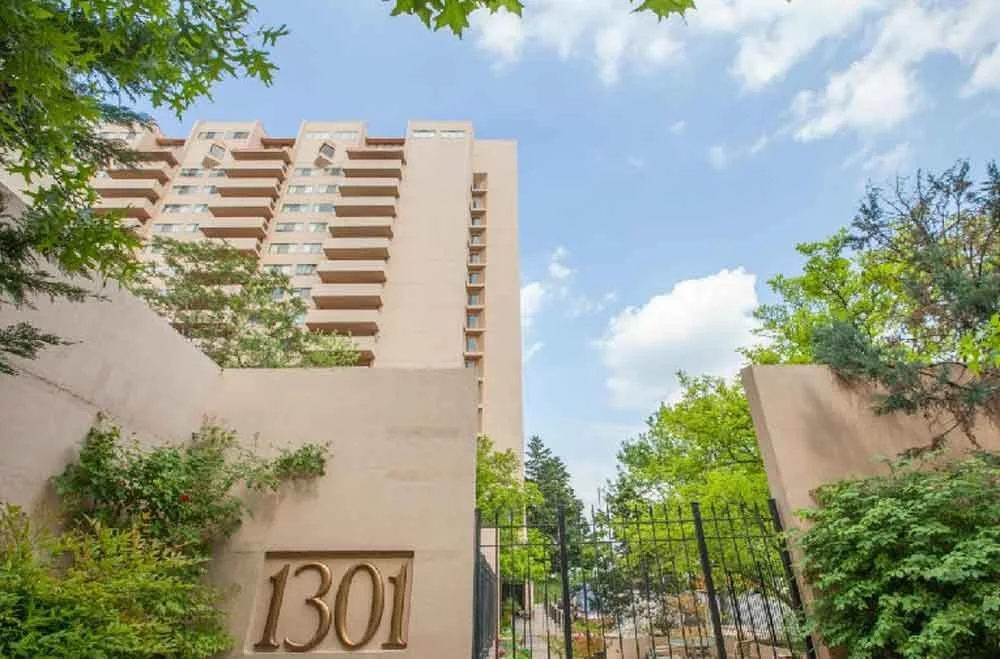 Woodbury Heights Condo 1