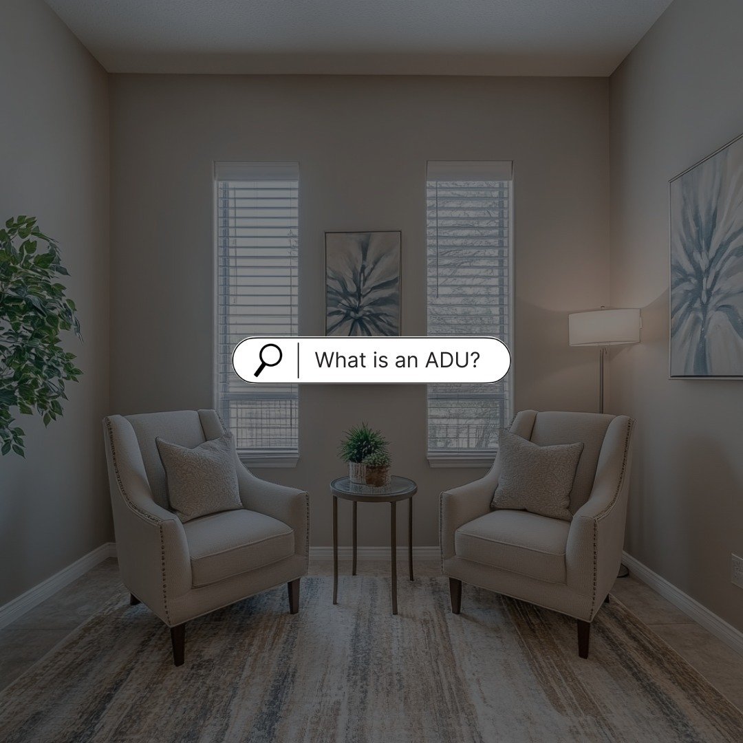 🤔 What's an ADU?

Have you ever wondered about that cute tiny house in your neighbor's backyard? It might be an ADU.🏠

📍 ADU = Accessory Dwelling Unit
(Also known as granny flats, in-law suites, or backyard cottages)

Types of ADUs:
🏡 Detached: S