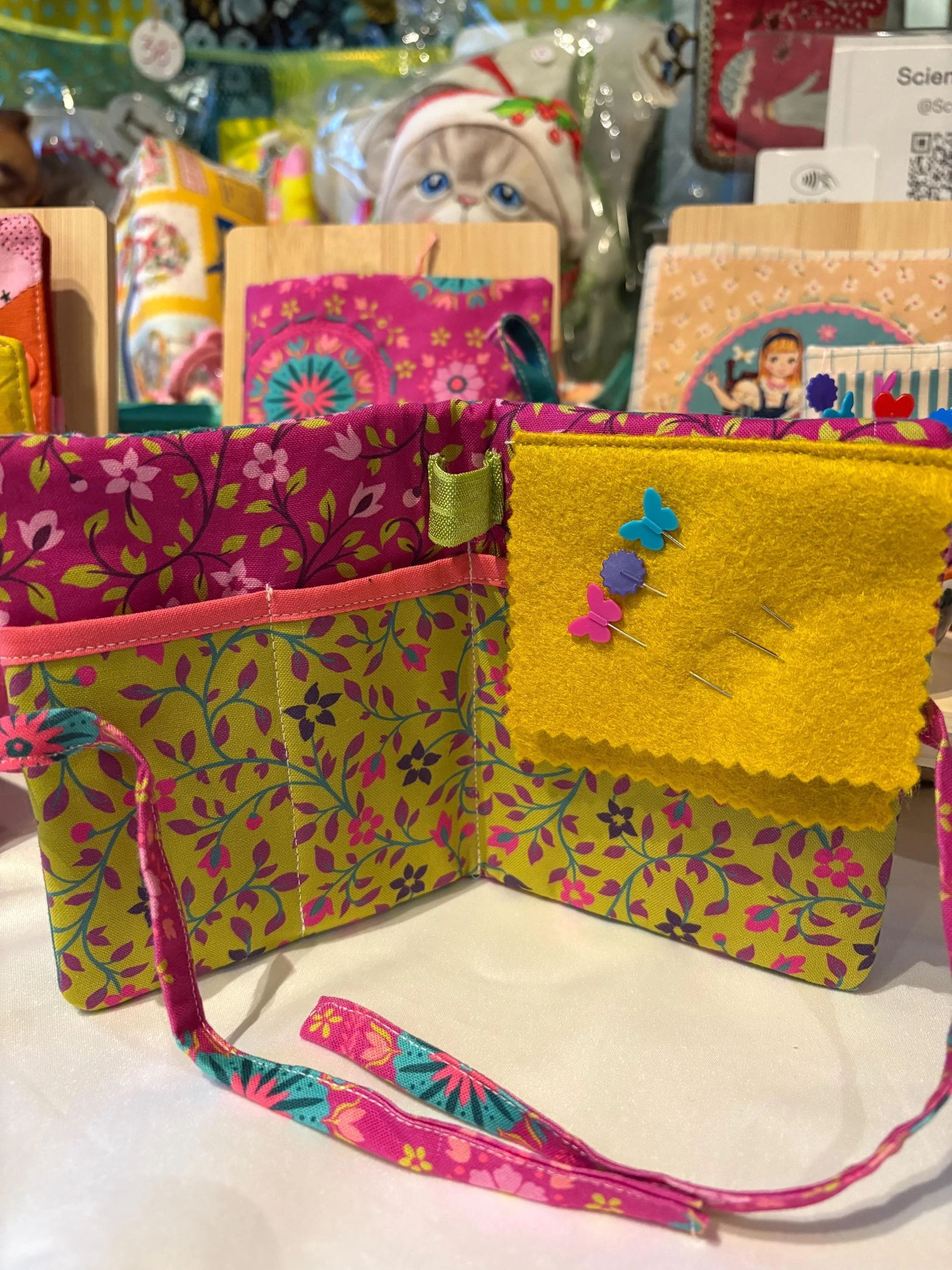 https://i.etsystatic.com/24616851/r/il/ad4011/7491107330/il_fullxfull.7491107330_k7cr.jpg