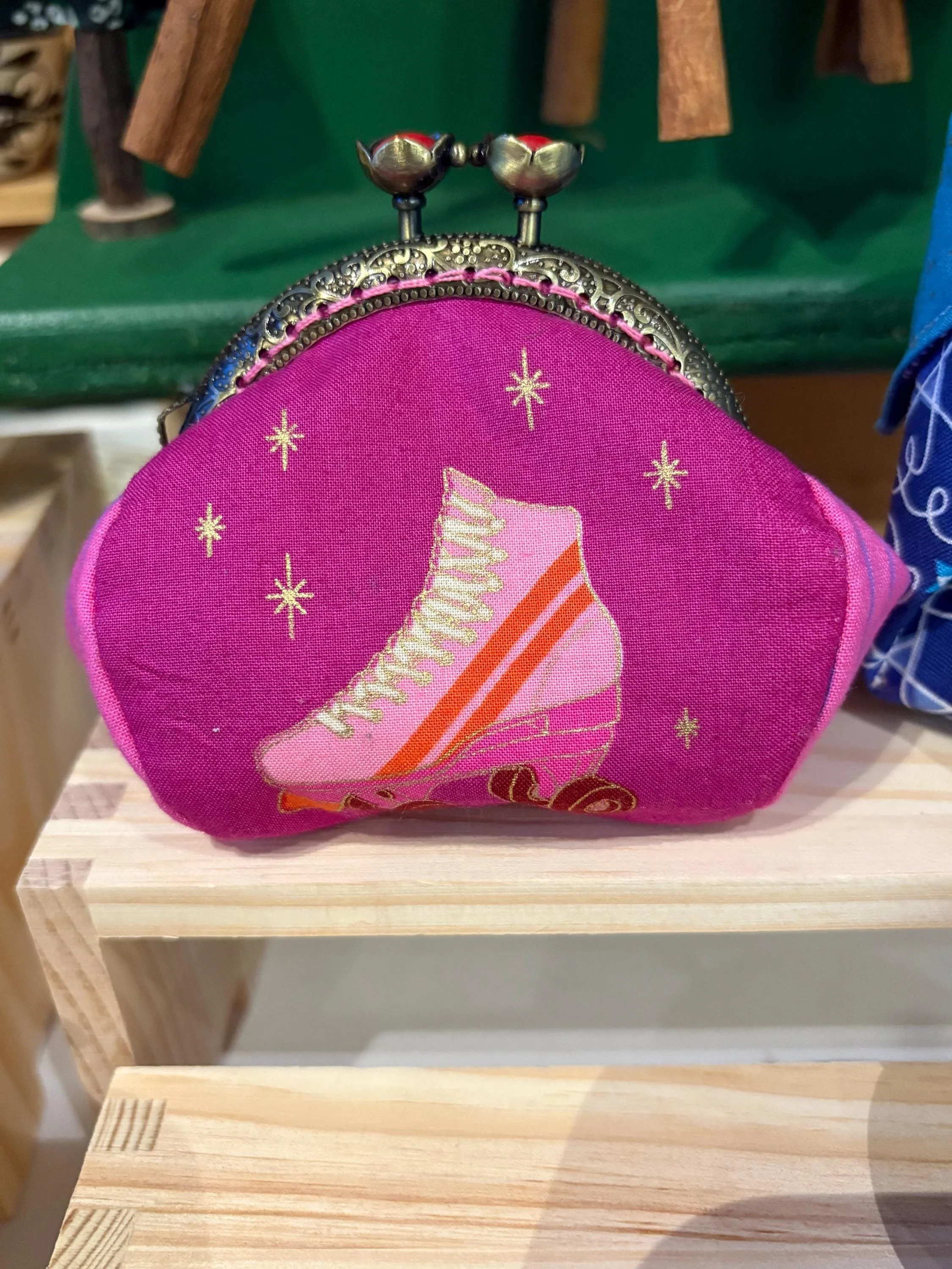 https://i.etsystatic.com/24616851/r/il/6317ea/7538866001/il_fullxfull.7538866001_ofpm.jpg
