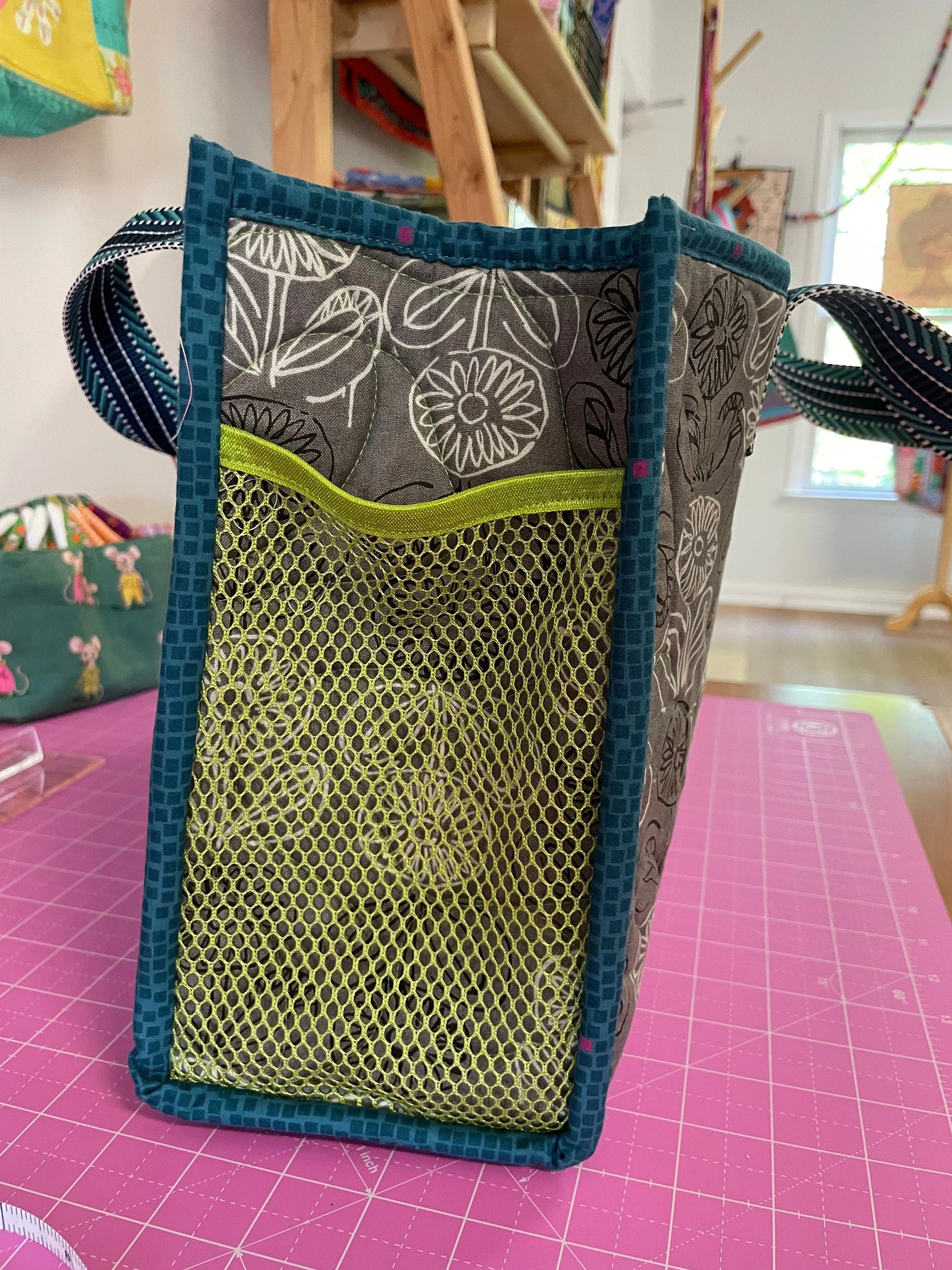 https://i.etsystatic.com/24616851/r/il/10708f/6118598906/il_fullxfull.6118598906_faxc.jpg