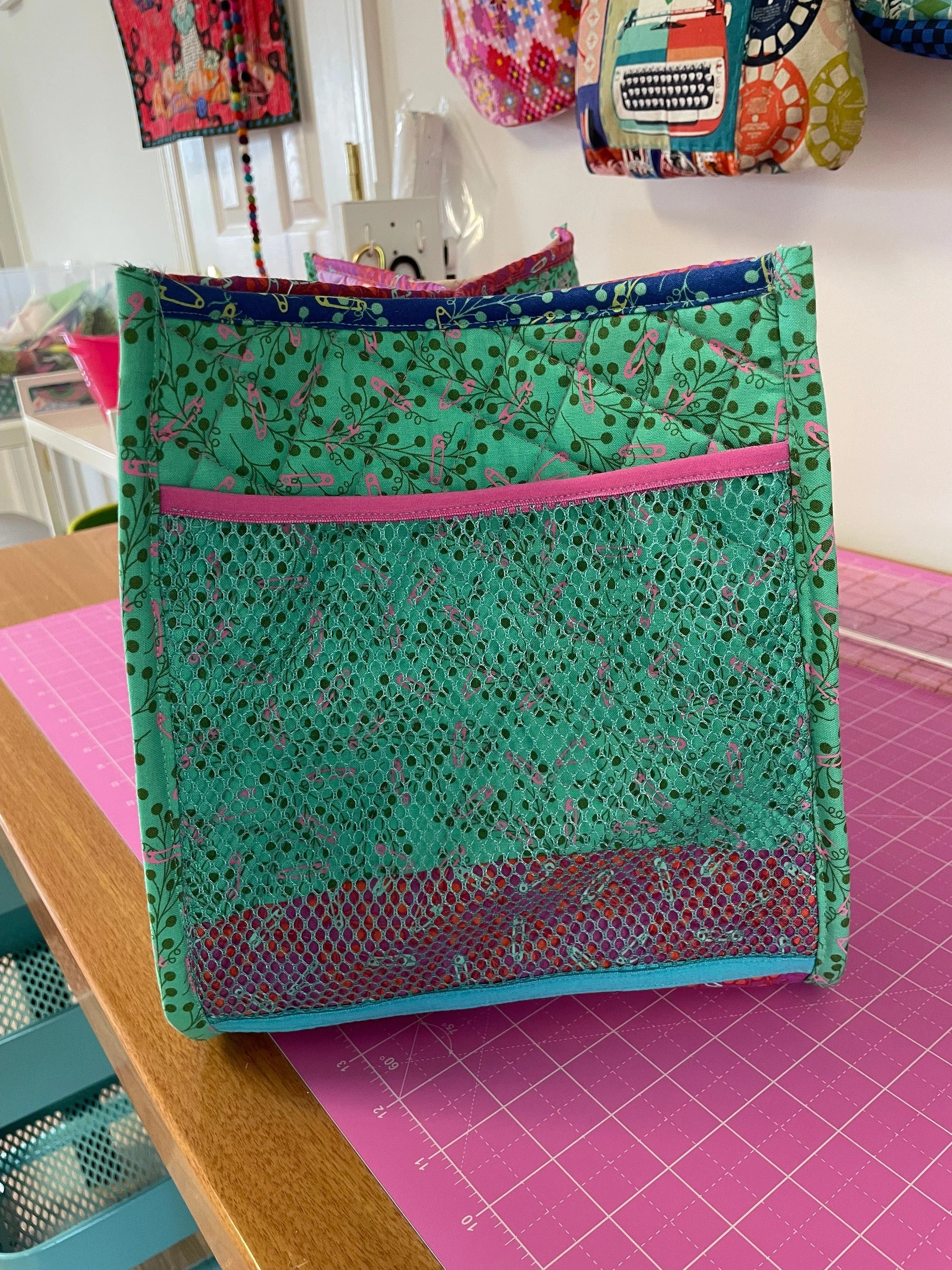 https://i.etsystatic.com/24616851/r/il/cd6367/6166708427/il_fullxfull.6166708427_mzbn.jpg
