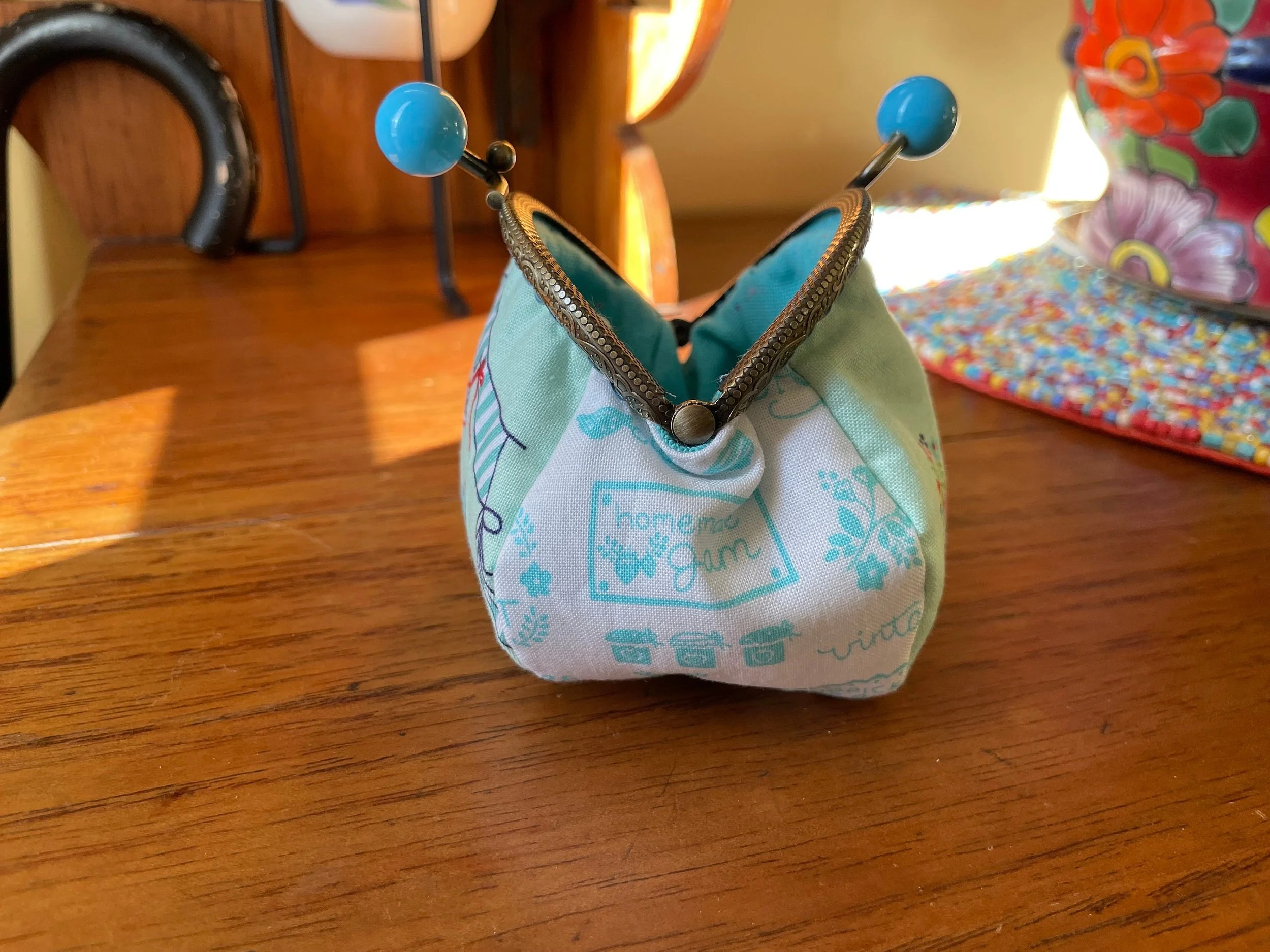 https://i.etsystatic.com/24616851/r/il/d6eb2e/5879075152/il_fullxfull.5879075152_5s8c.jpg