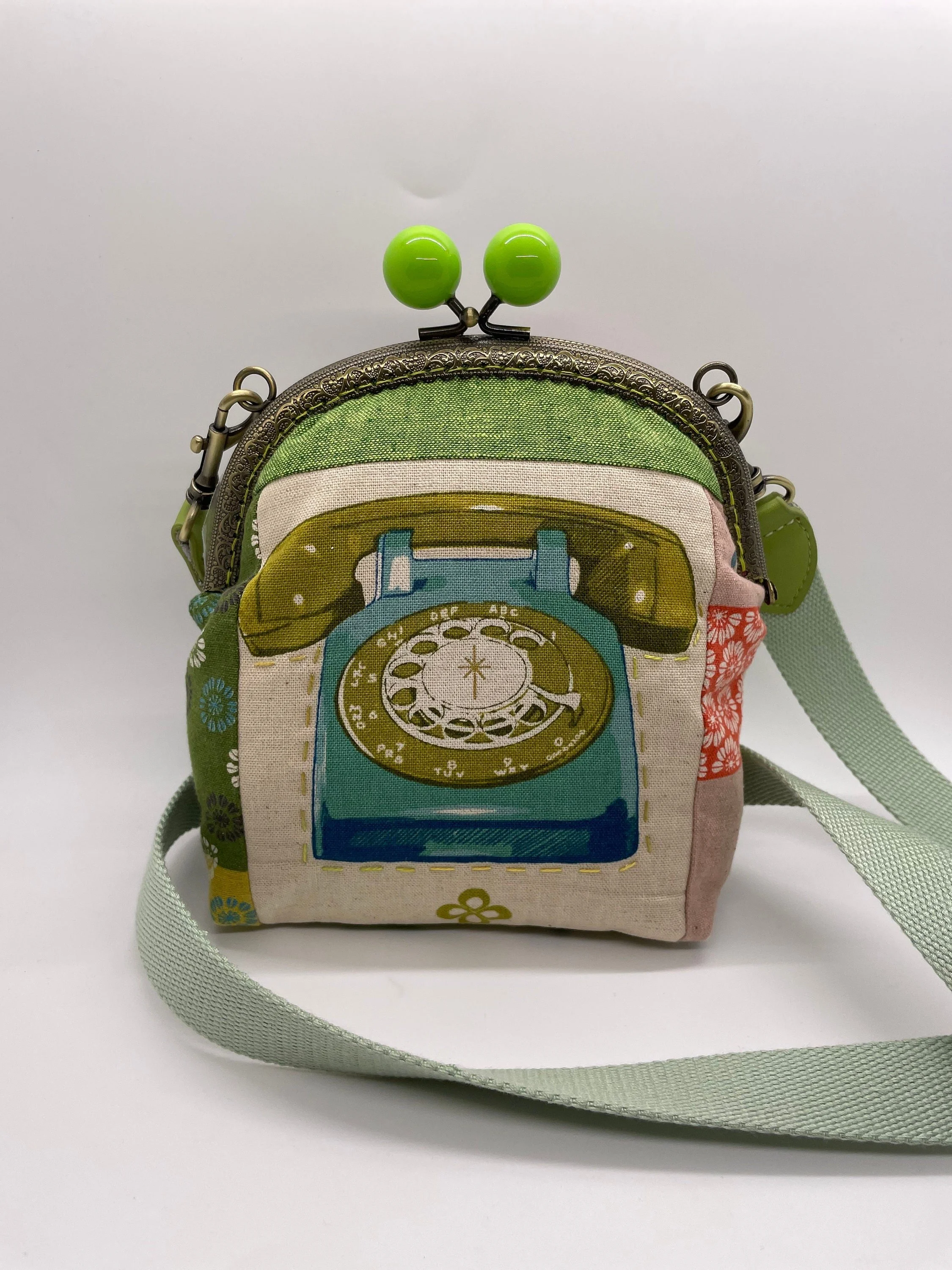 https://i.etsystatic.com/24616851/r/il/0923e8/5612091861/il_fullxfull.5612091861_99aj.jpg