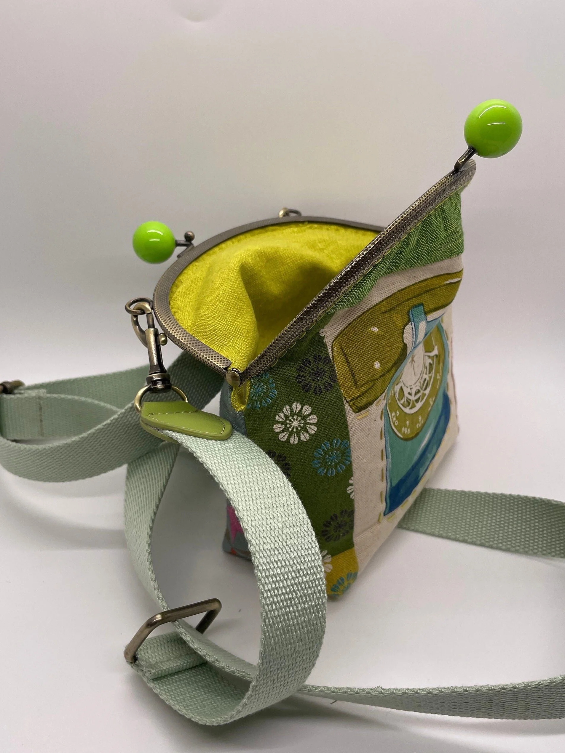 https://i.etsystatic.com/24616851/r/il/22444f/5612095081/il_fullxfull.5612095081_7ac6.jpg