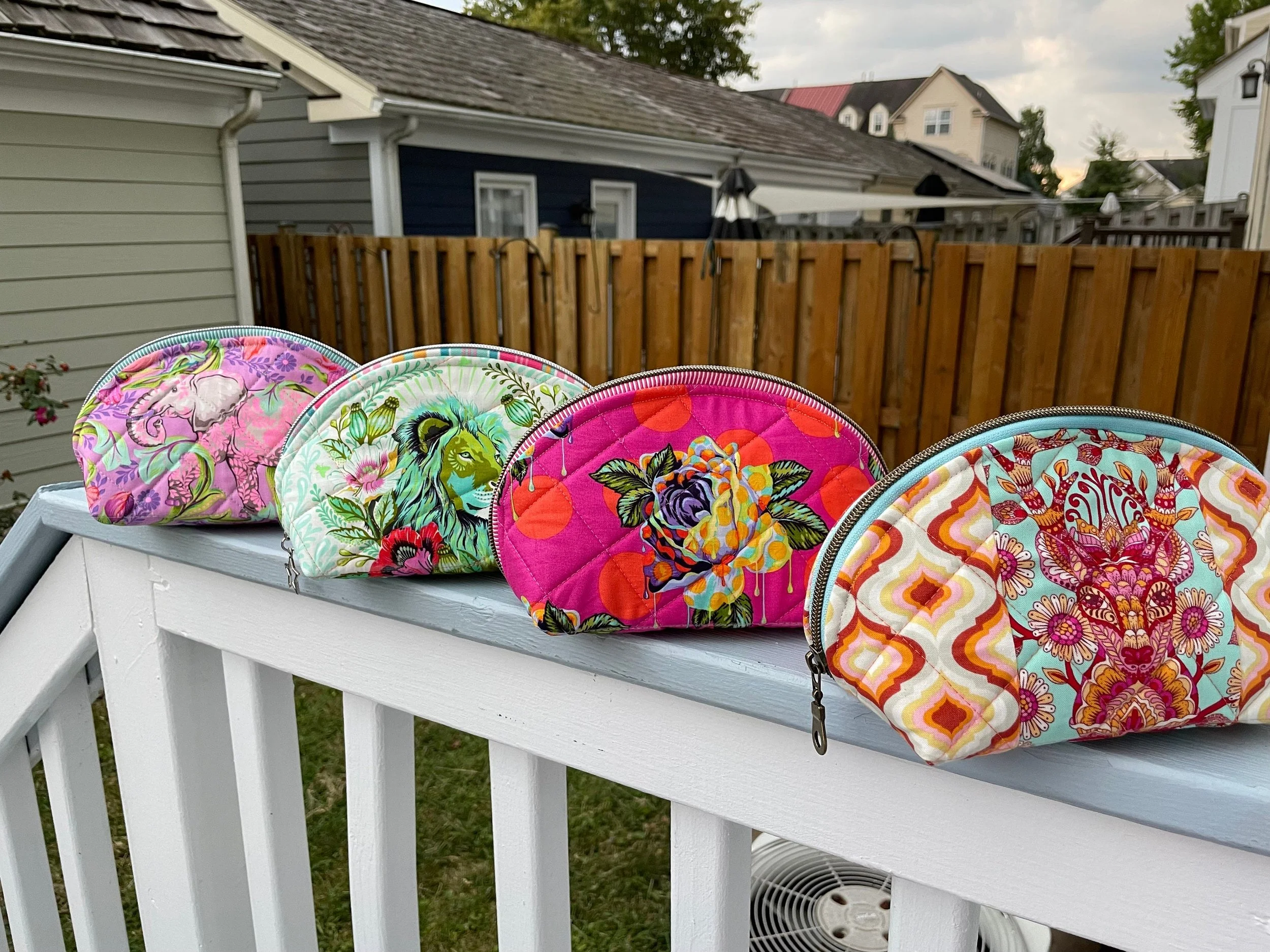 https://i.etsystatic.com/24616851/r/il/56b7ff/5279307202/il_fullxfull.5279307202_hoi0.jpg