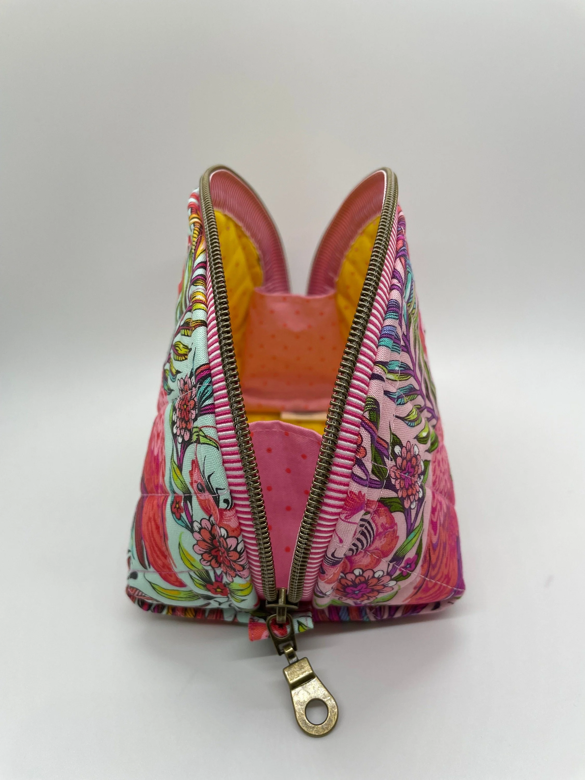 https://i.etsystatic.com/24616851/r/il/b97800/5111107889/il_fullxfull.5111107889_240i.jpg
