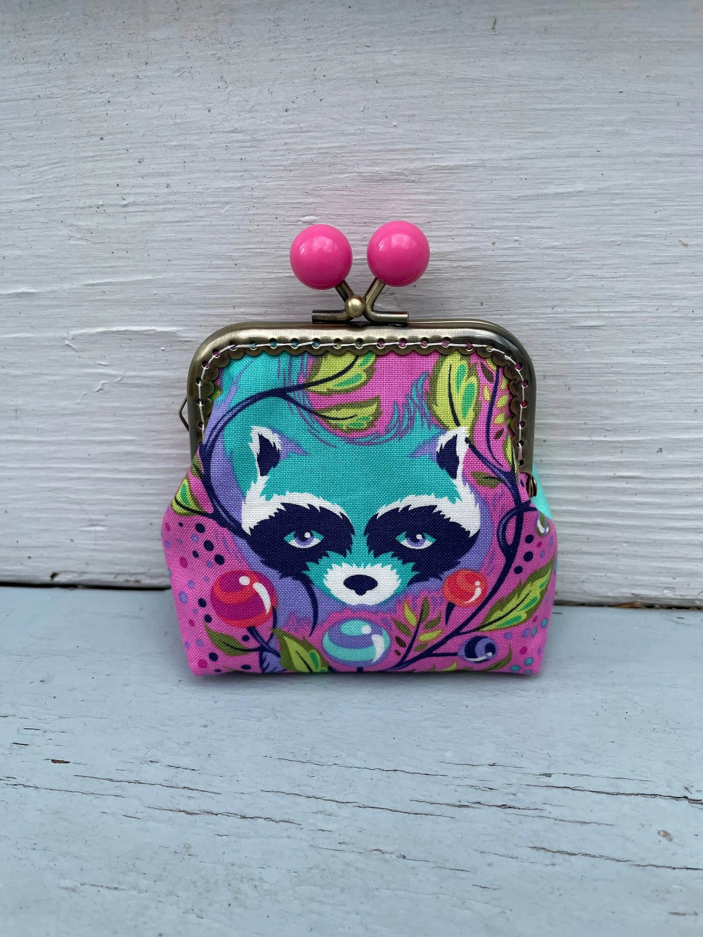 https://i.etsystatic.com/24616851/r/il/2339c3/4648191275/il_fullxfull.4648191275_9511.jpg
