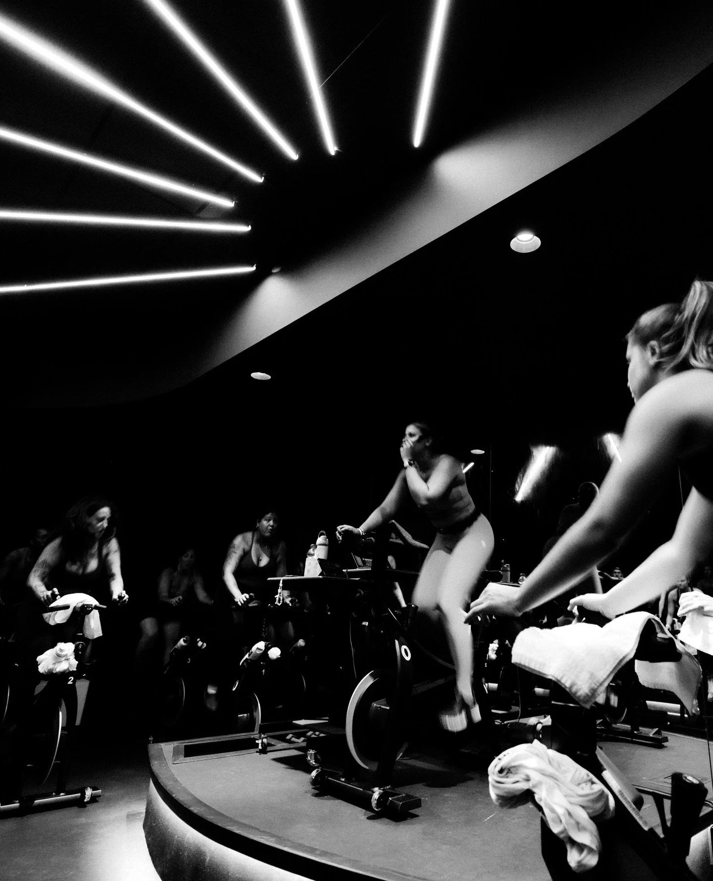 Have you tried Power45 yet? ⁠
⁠
This power-focused ride centers intervals and endurance segments with intentional resistance challenges. It's the perfect complement to Revel45. Give it a try this week ⬇️⁠
⁠
Monday 705a with @barbaraemma_⁠
Tuesday 6a 